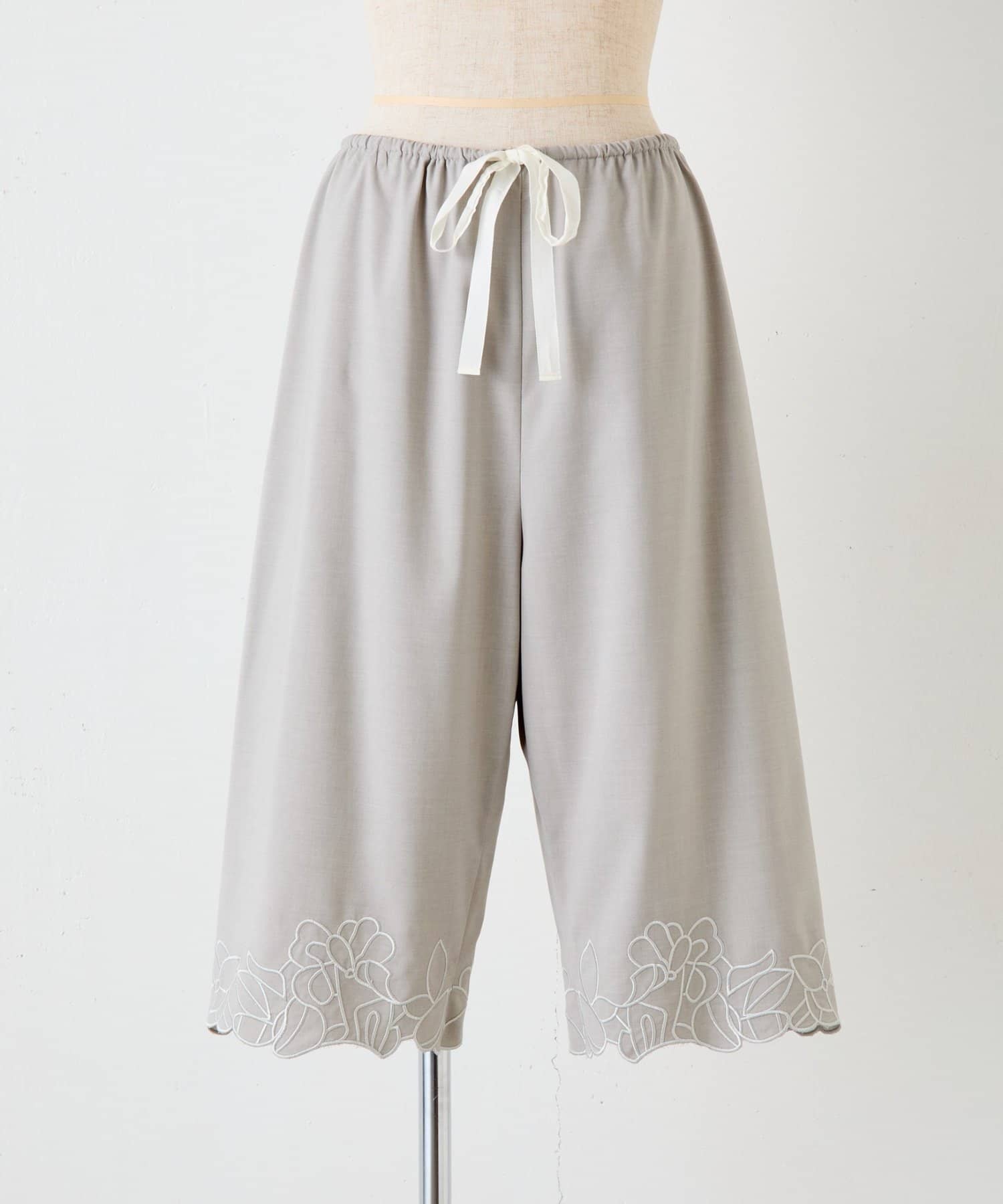 COLLAGE GALLARDAGALANTE(コラージュ ガリャルダガランテ) 【CEPIE./セピエ】バミューダパンツ