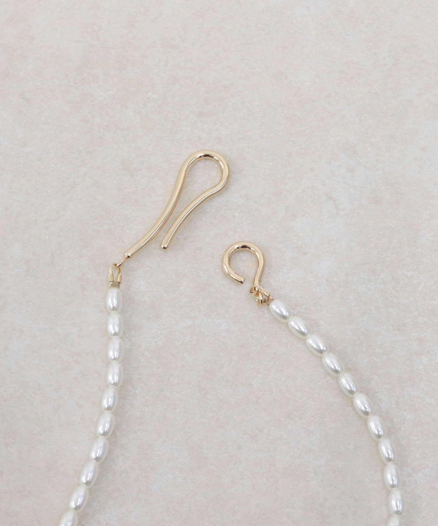 FREDY & GLOSTER(フレディ アンド グロスター) ライスパールフックロングネックレス