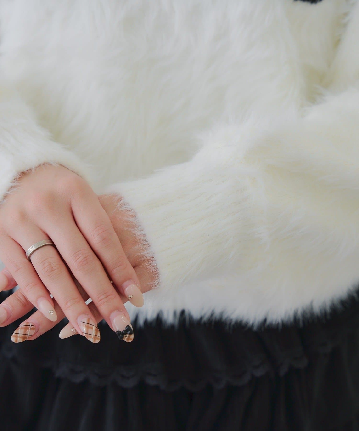 Remind me and forever(リマインドミーアンドフォーエバー) キラリロゴフェザーニット