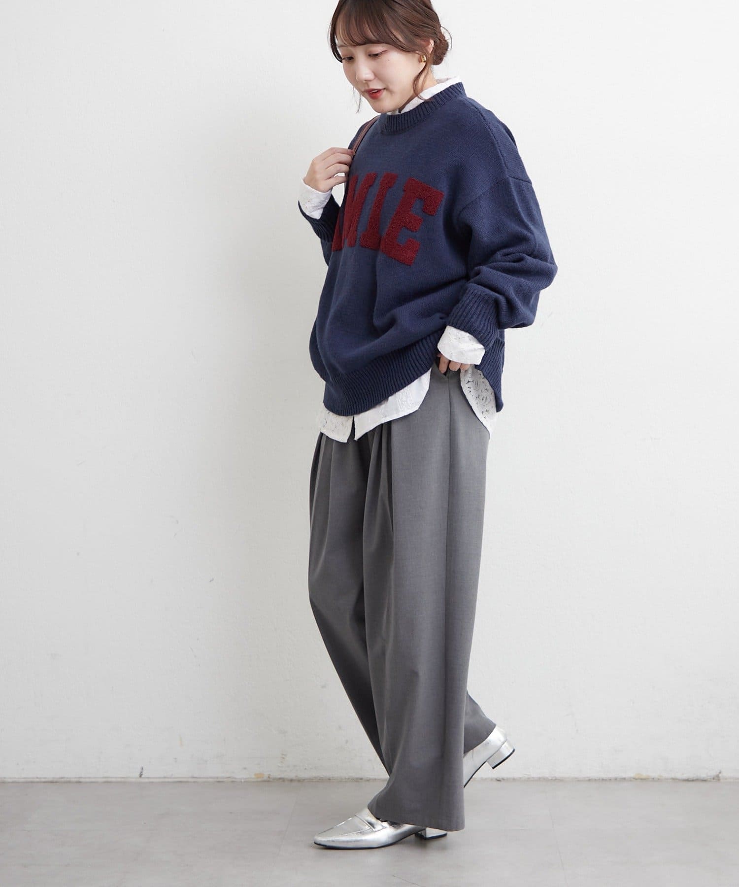 Remind me and forever(リマインドミーアンドフォーエバー) サガラ刺繍ロゴニット