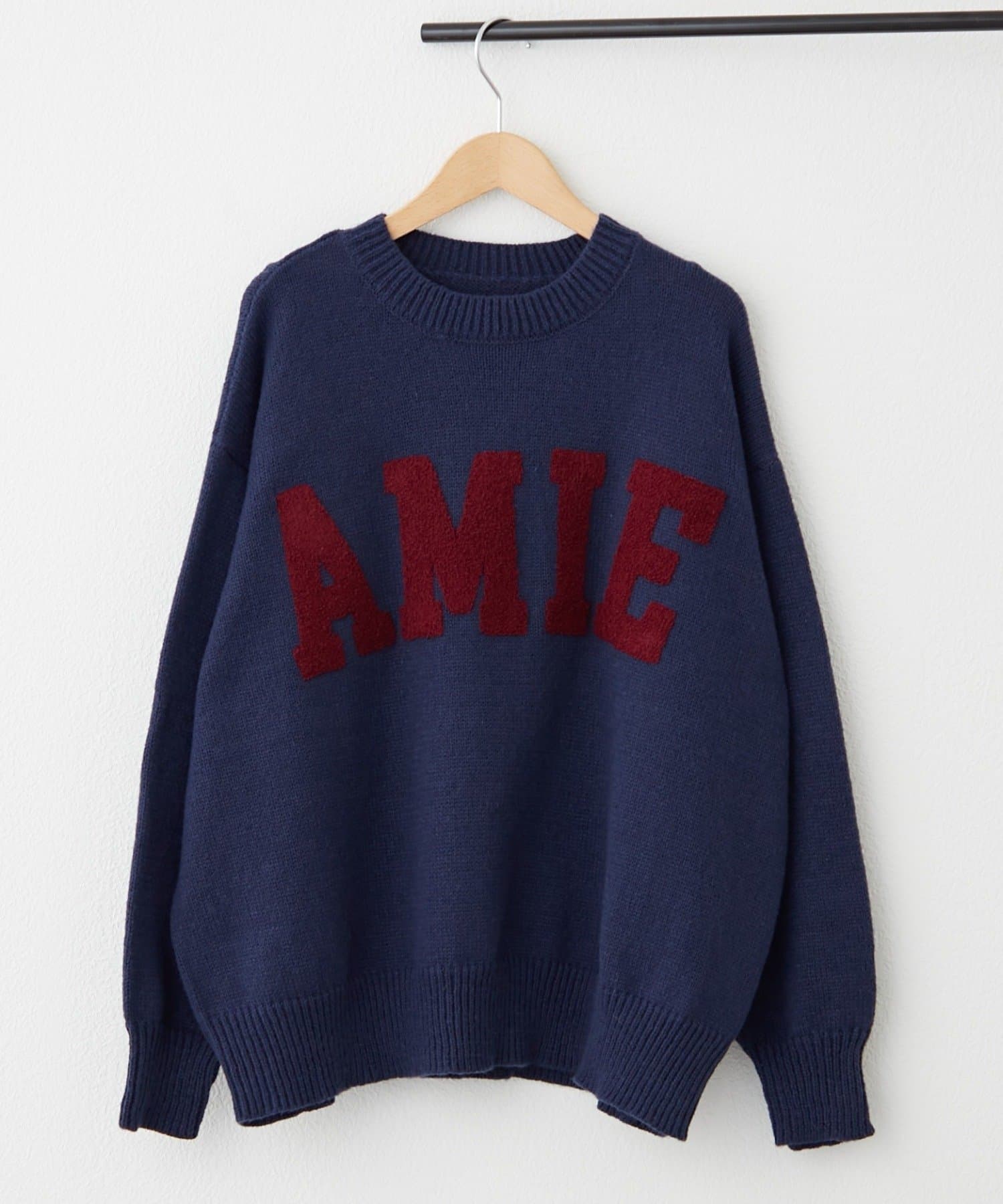 Remind me and forever(リマインドミーアンドフォーエバー) サガラ刺繍ロゴニット