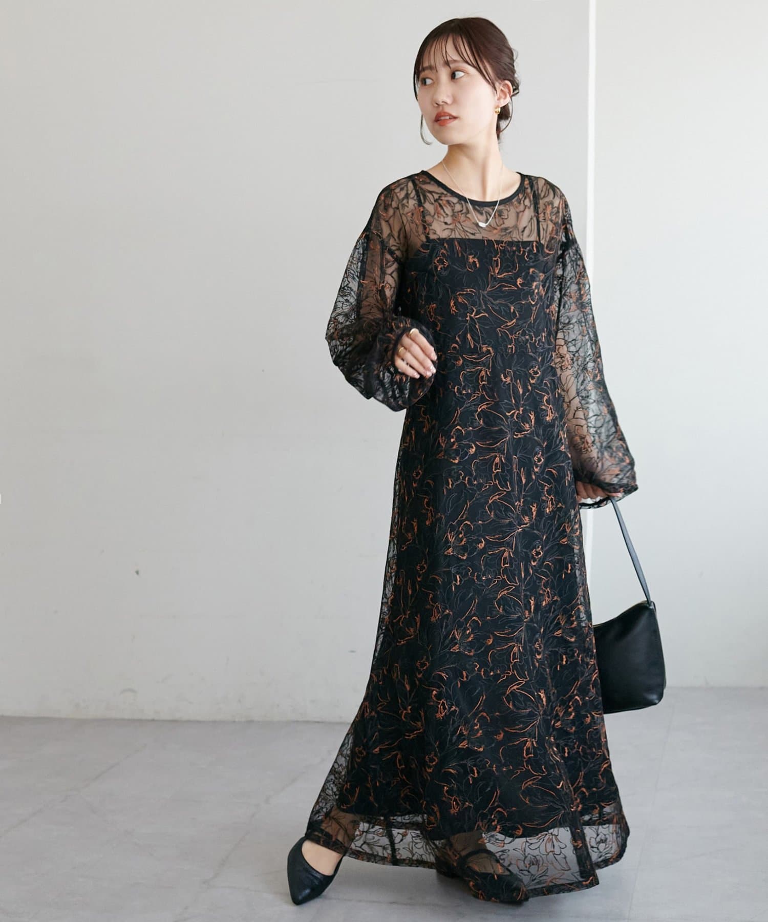 DISCOAT(ディスコート) 【オケージョン】レース刺繍ワンピース