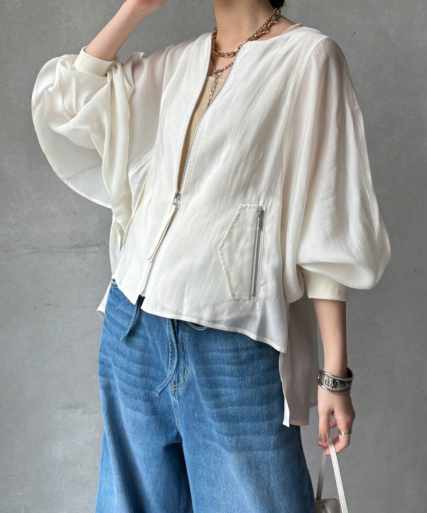 DOUDOU(ドゥドゥ) 【WEB限定】バックギャザーフリルブルゾン