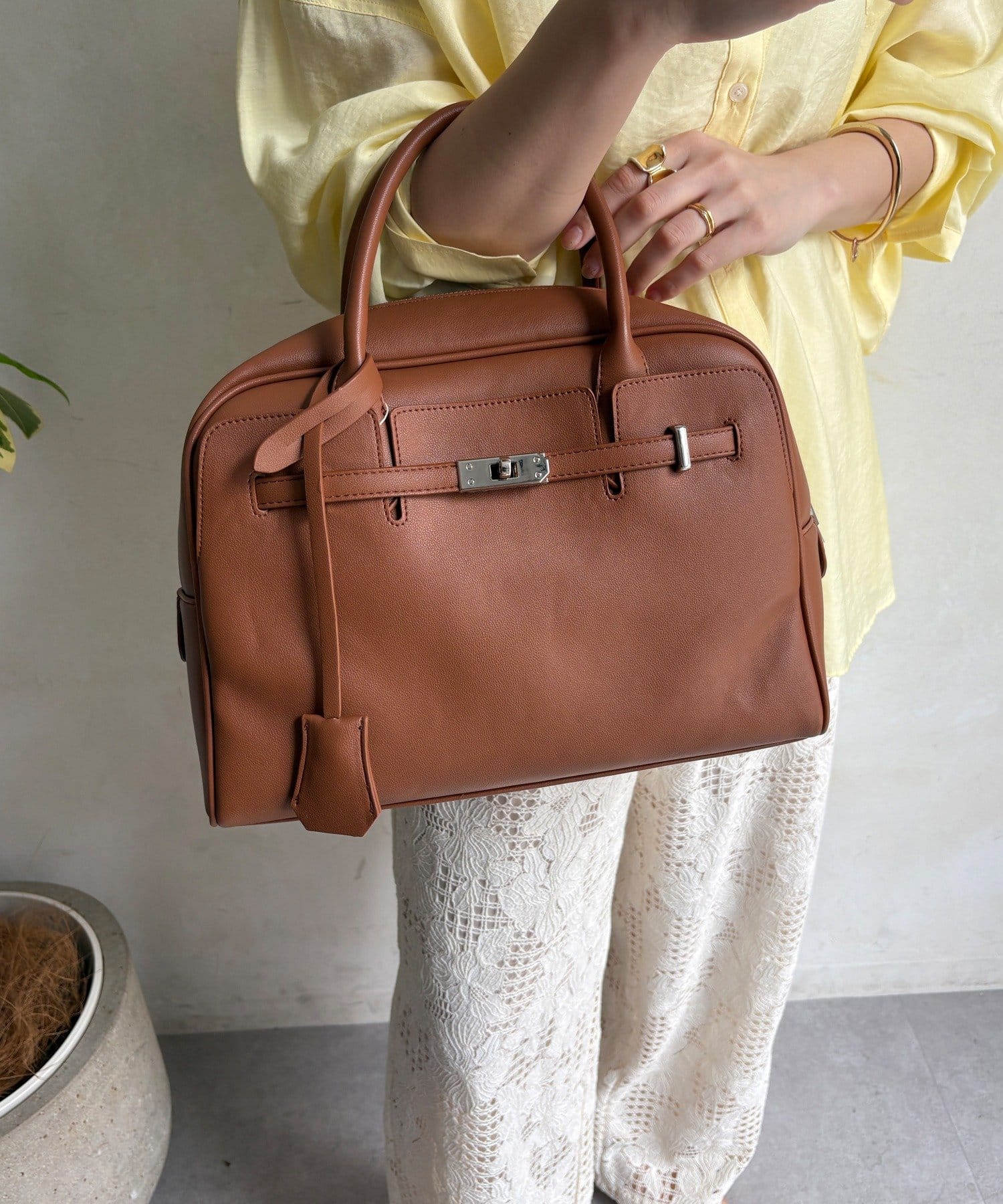 DOUDOU(ドゥドゥ) 【WEB限定】ボーリングバッグケリー金具使い