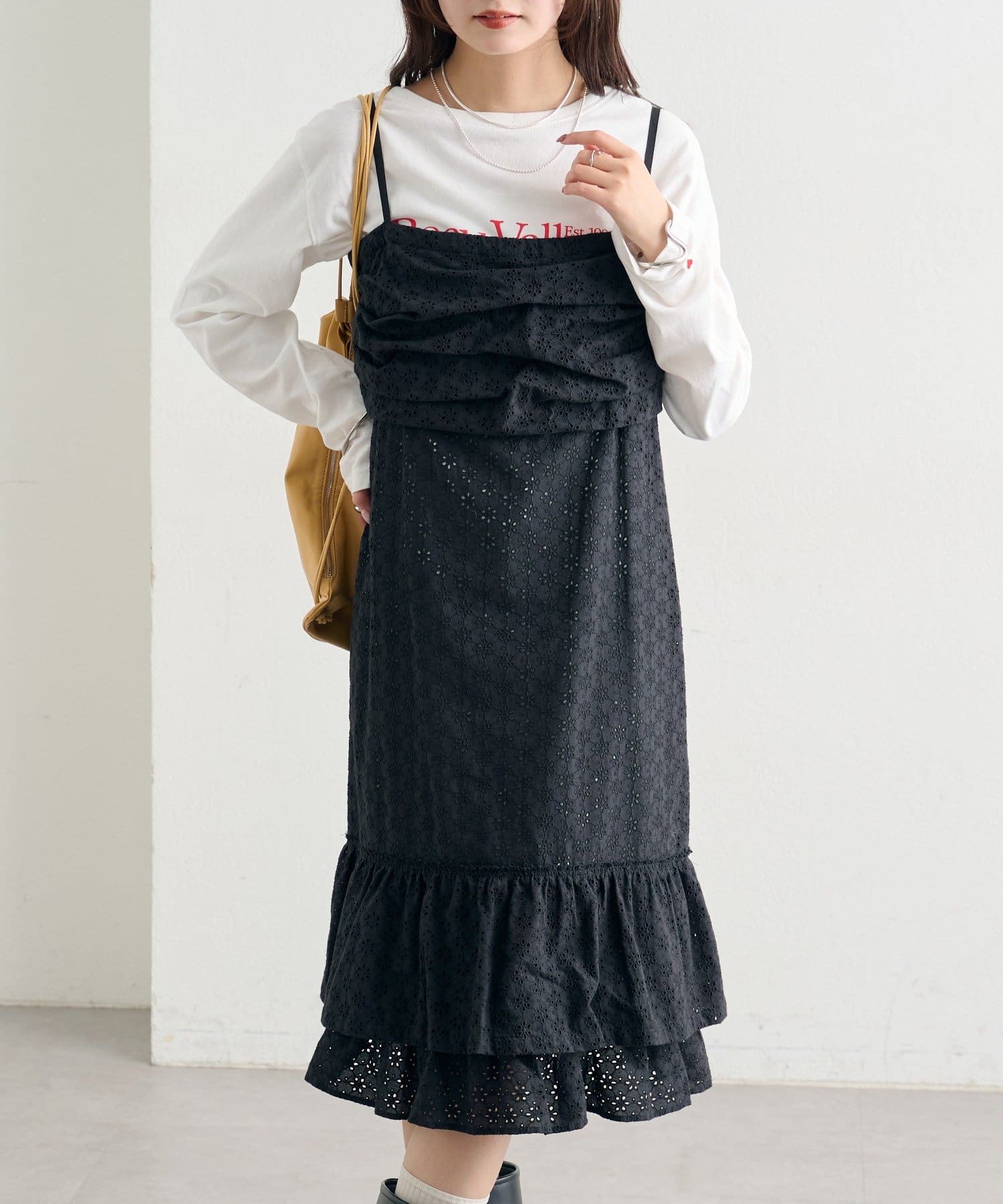 mystic(ミスティック) フラワー刺繍キャミワンピース