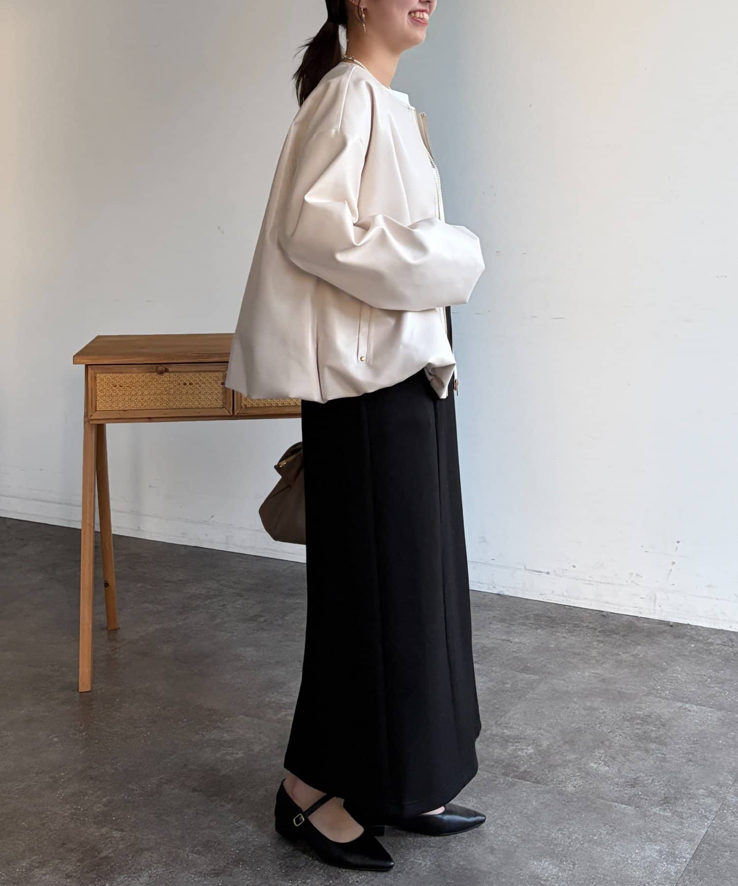 Chez toi(シェトワ) パイピングナロースカート