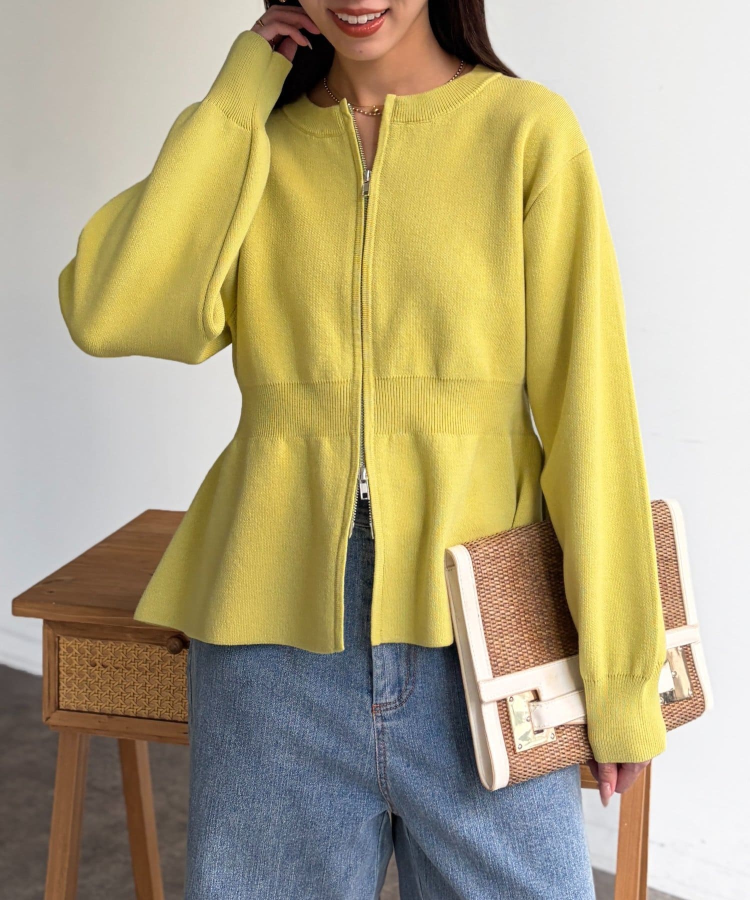 Chez toi(シェトワ) ペプラムジップジャケット