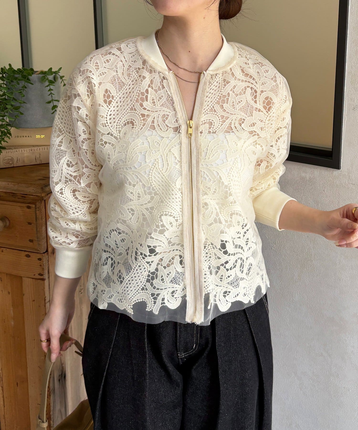 Thevon.(ゼヴォン) レースチュールレイヤードブルゾン