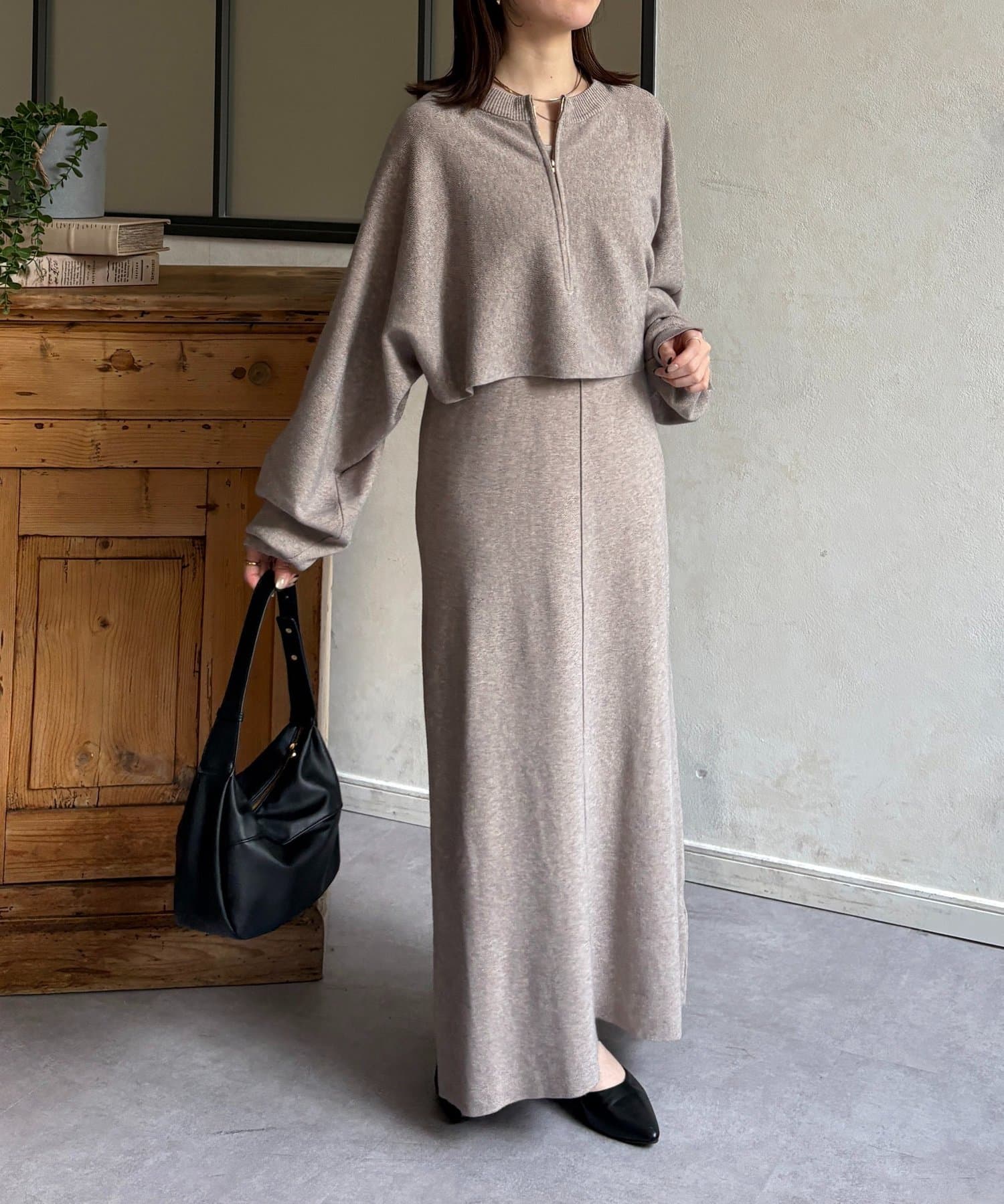 Thevon.(ゼヴォン) クルーネックハーフジップニットアップ