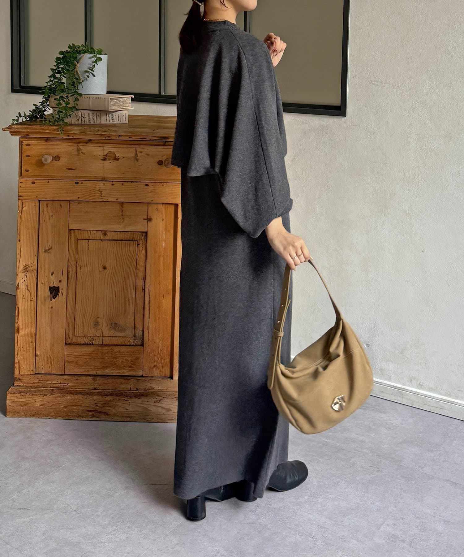 Thevon.(ゼヴォン) クルーネックハーフジップニットアップ