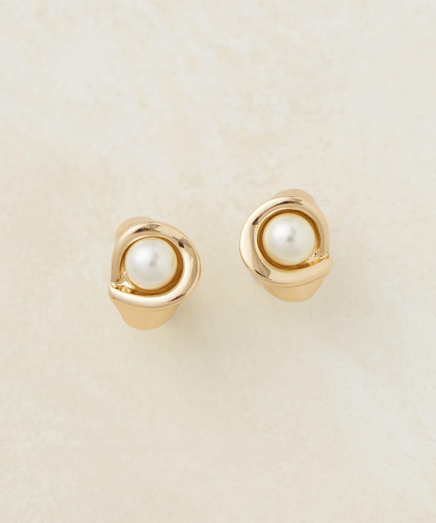 DISCOAT(ディスコート) 【GOLDY】ラップパールイヤリング