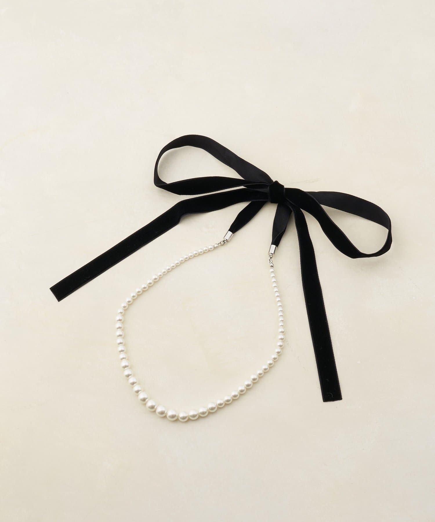 DISCOAT(ディスコート) レディース 【GOLDY】ベロアリボンパールネックレス ブラック