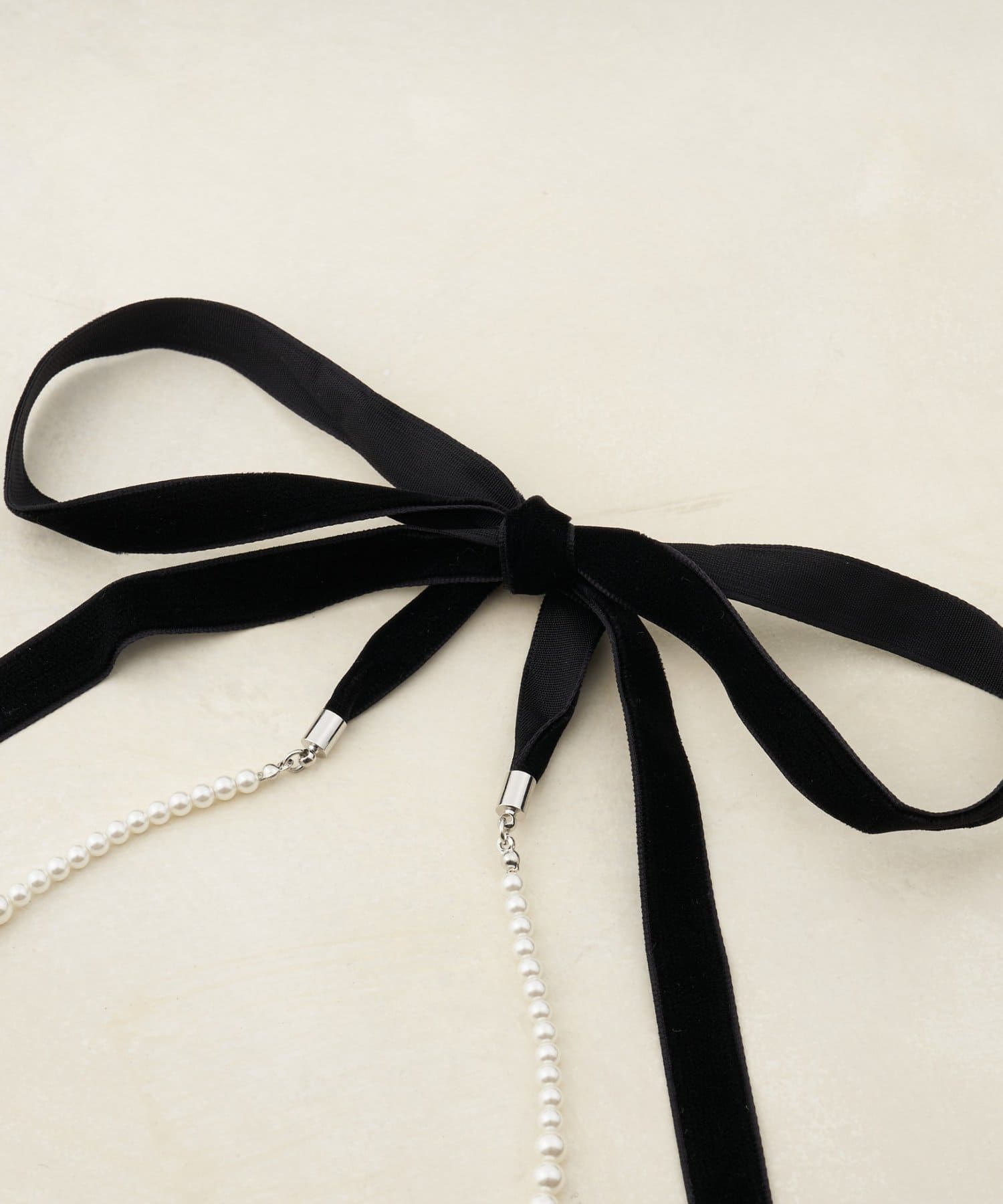 DISCOAT(ディスコート) 【GOLDY】ベロアリボンパールネックレス