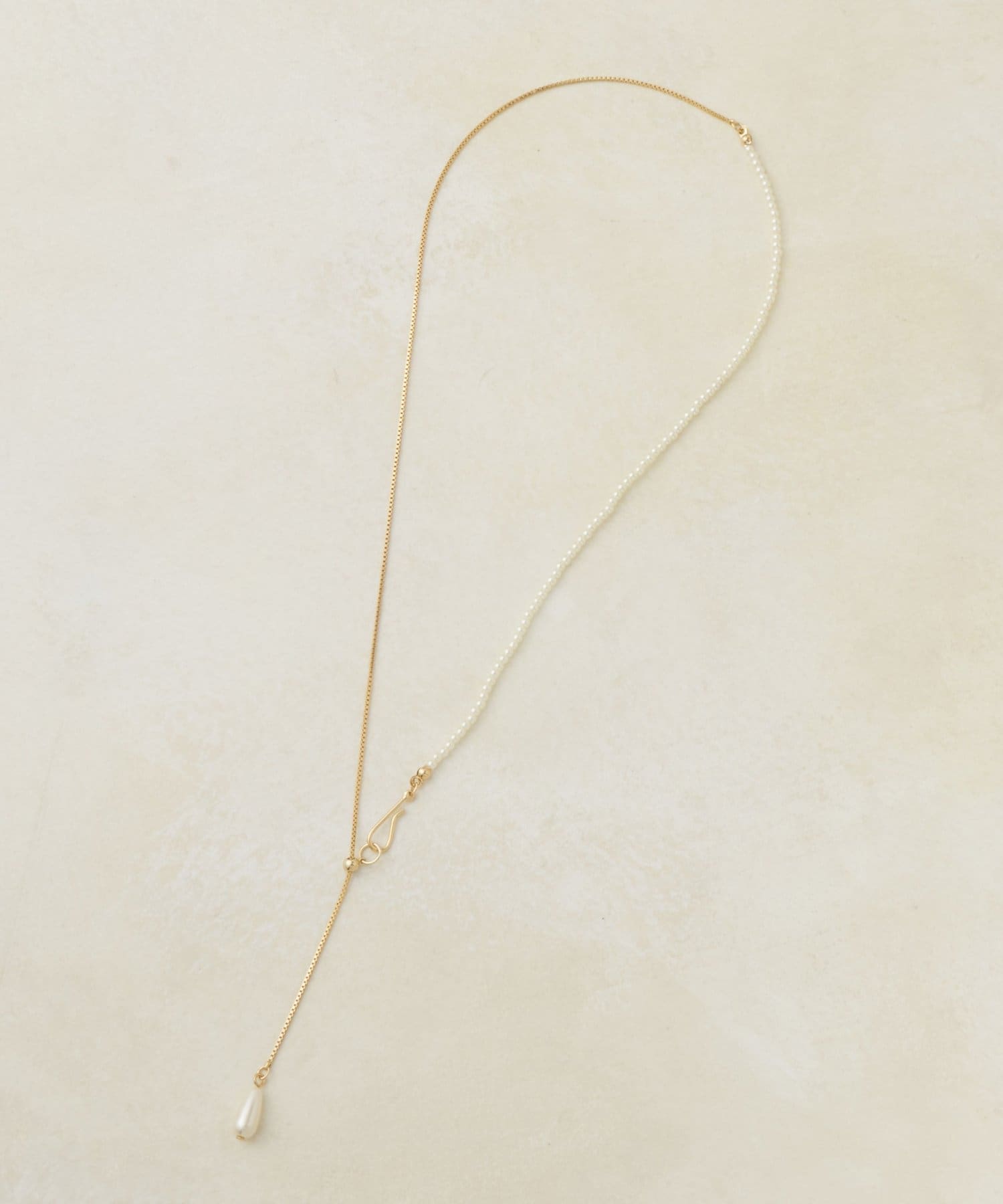 DISCOAT(ディスコート) 【GOLDY】フックドロップパールY字ネックレス