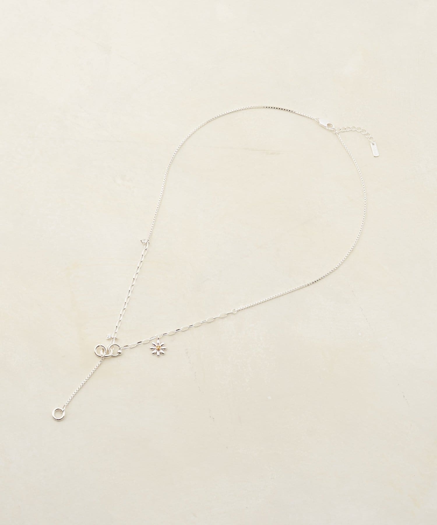 DISCOAT(ディスコート) 【GOLDY】ソリッドフラワーY字ネックレス