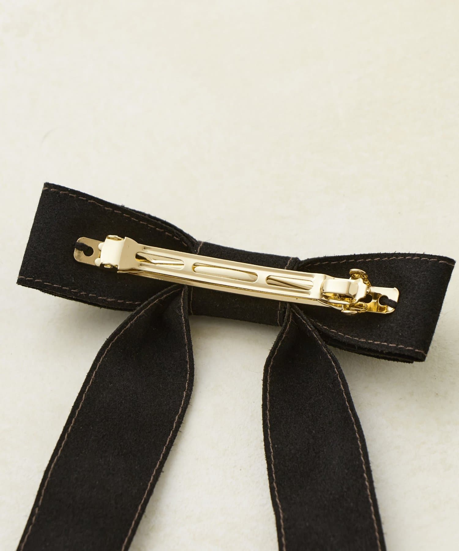 DISCOAT(ディスコート) 【GOLDY】スエード調リボンバレッタ