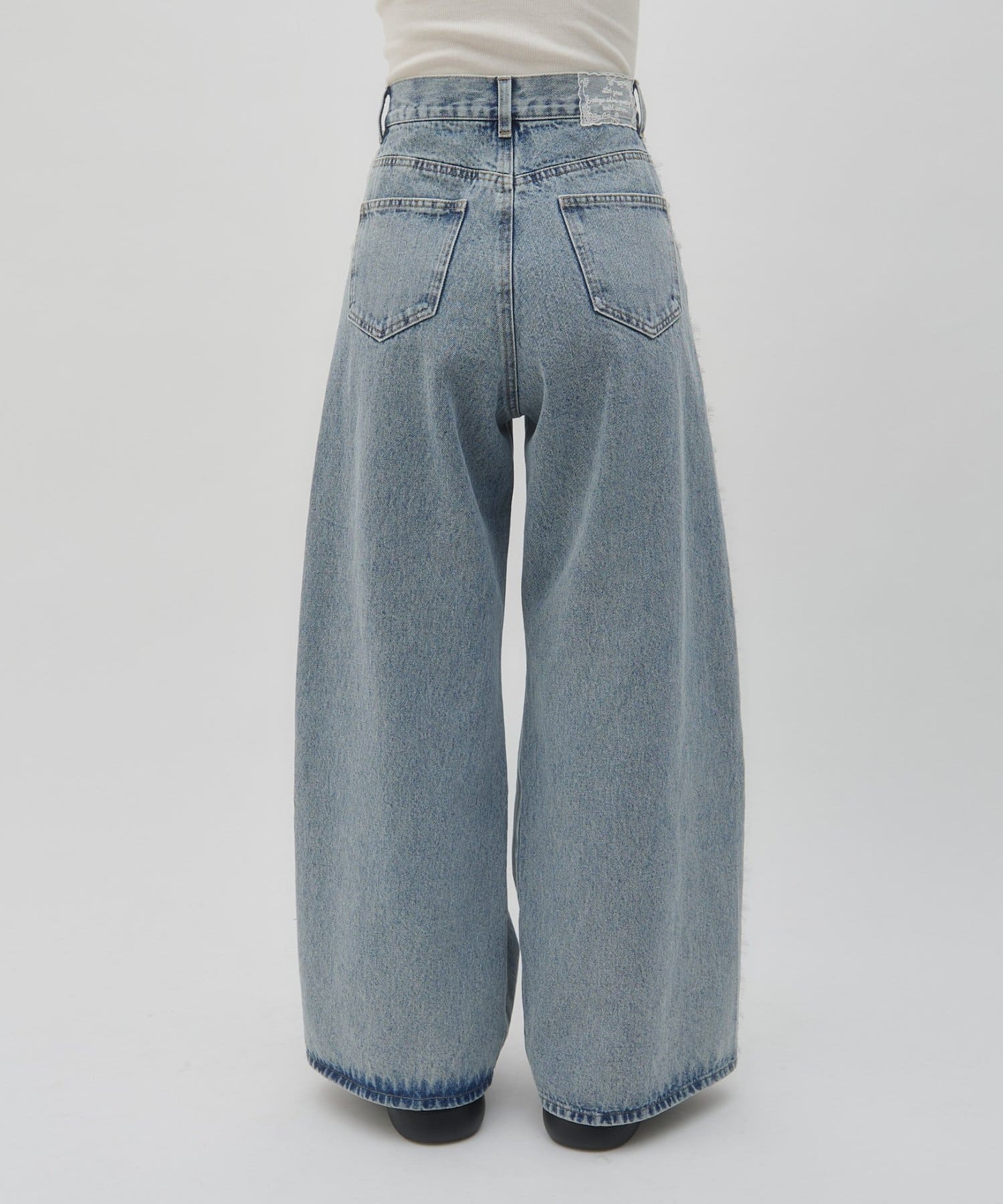 DISCOAT(ディスコート) 【umm./待望再入荷/SNSで話題!】サイドレースデニムワイドパンツ《サイズ展開あり》