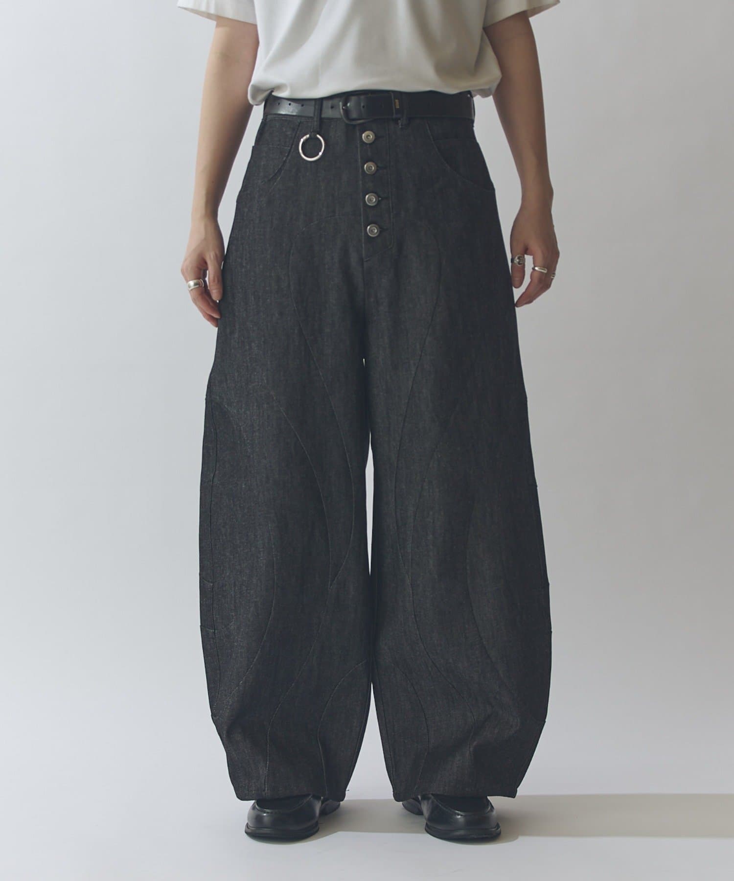 Lui's(ルイス) コンプレックス エッグバギーデニムパンツ