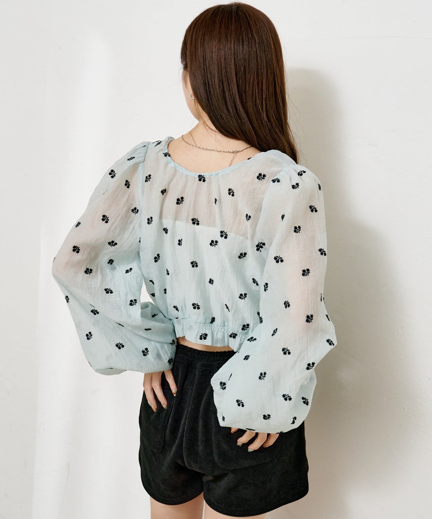 Kastane(カスタネ) 【12.11(木)12:00発売】フラワーステッチブラウス