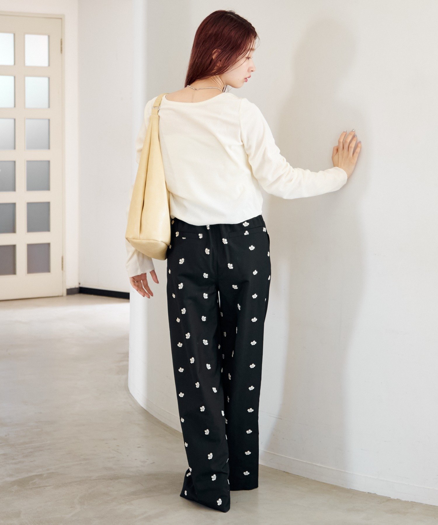 Kastane(カスタネ) 【新色追加/2サイズ展開/低身長サイズ】フラワーステッチワイドパンツ