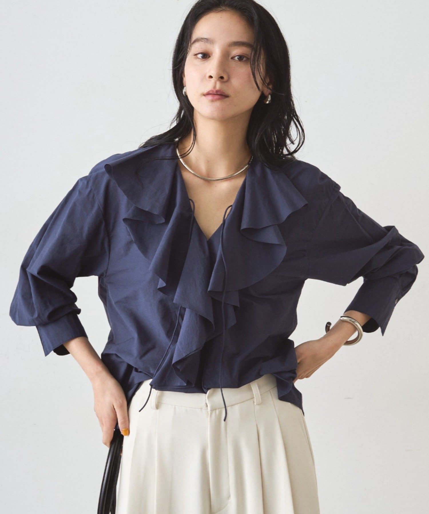 LOUNGEDRESS(ラウンジドレス) フリルカラーブラウス