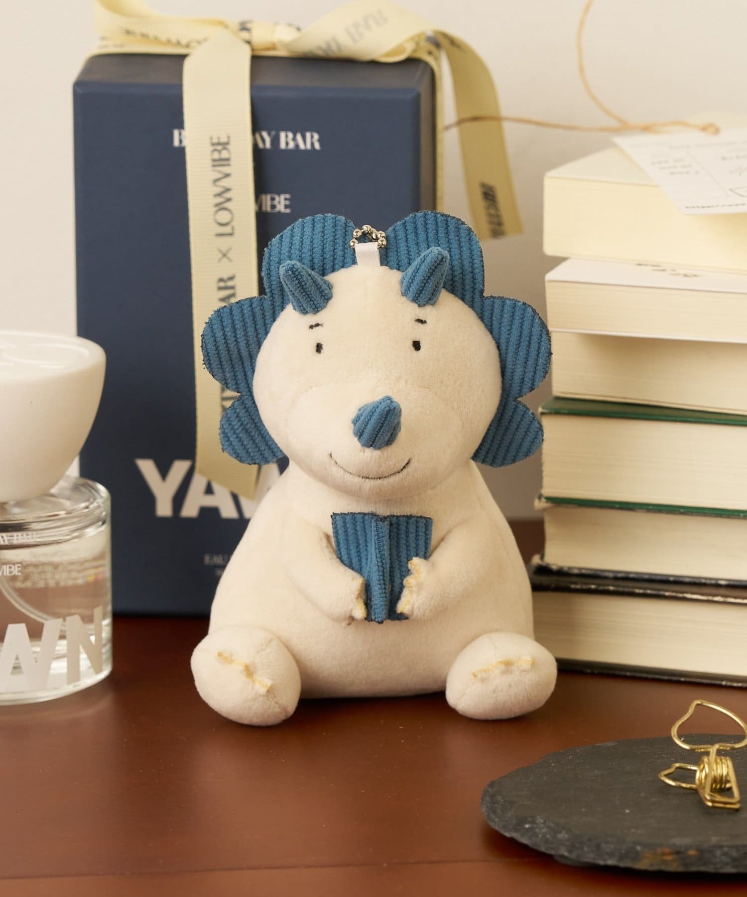 BIRTHDAY BAR(バースデイバー) 【インフルエンサーakane.企画】Reading Dino Charm