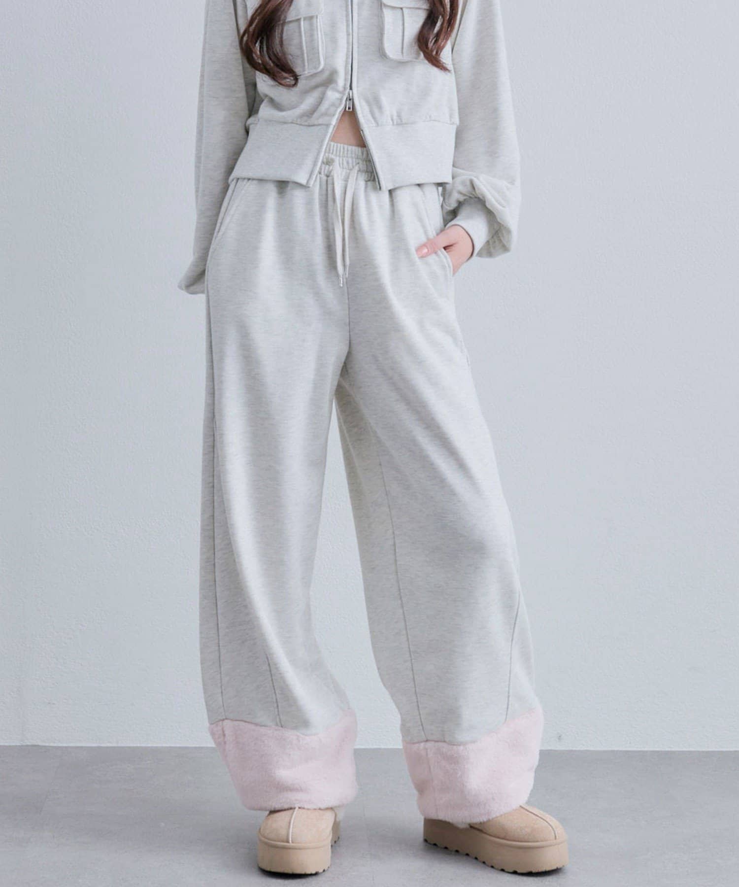 NICE CLAUP / OLIVE des OLIVE OUTLET(ナイスクラップ  / オリーブ デ オリーブ アウトレット) 【OLIVE des OLIVE】ファー付きスウェットパンツ