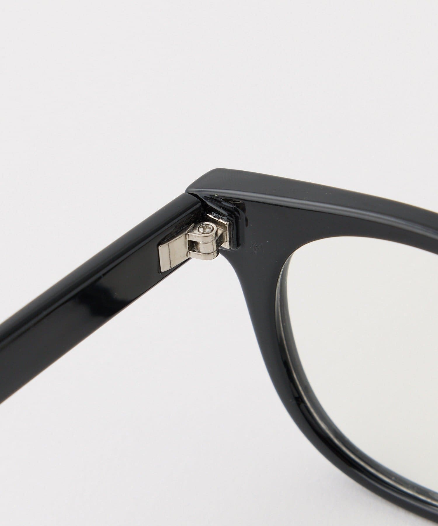 one after another NICE CLAUP(ワンアフターアナザー ナイスクラップ) 黒縁調光レンズ眼鏡