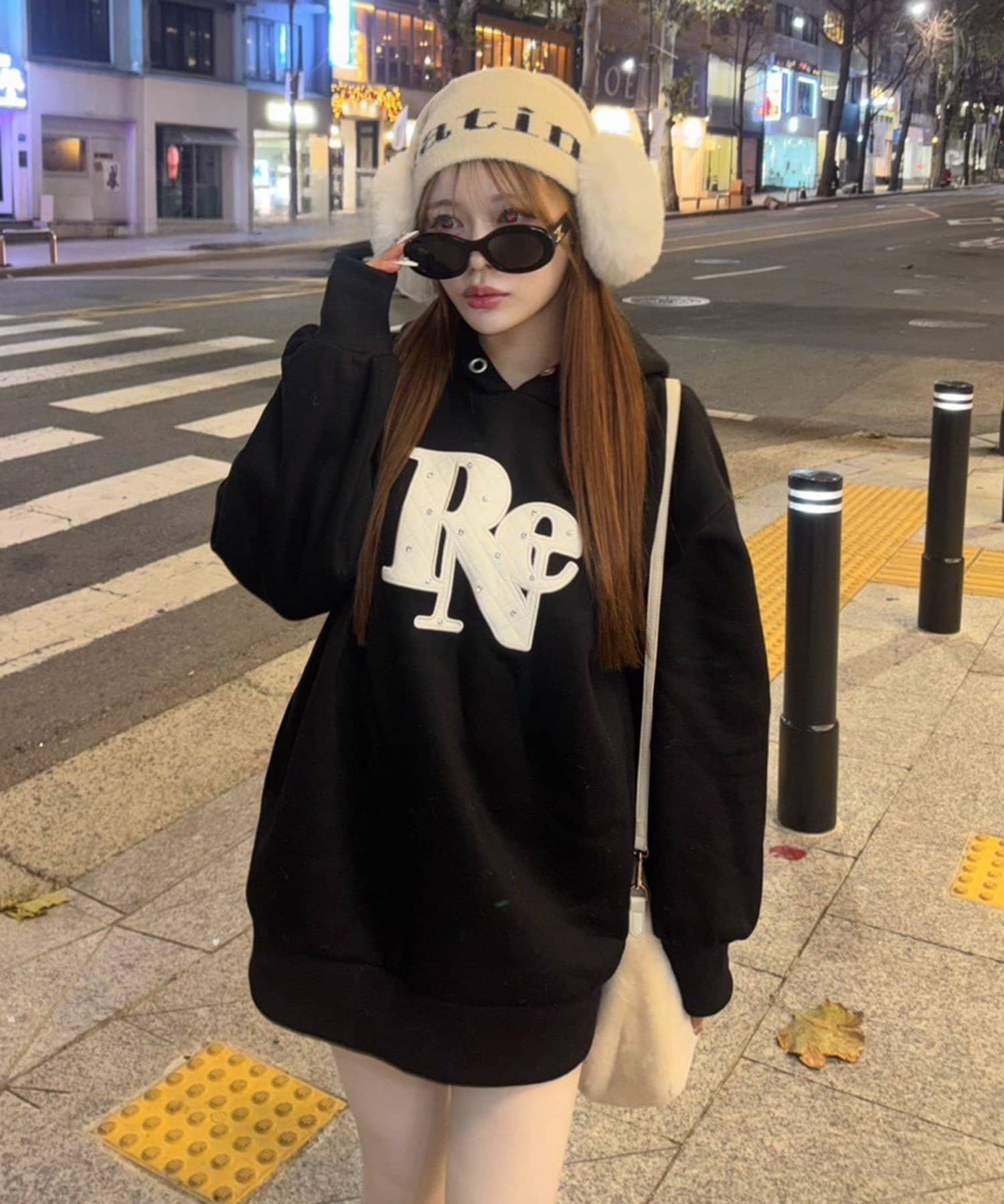 one after another NICE CLAUP(ワンアフターアナザー ナイスクラップ) キルティングロゴゆるパーカー