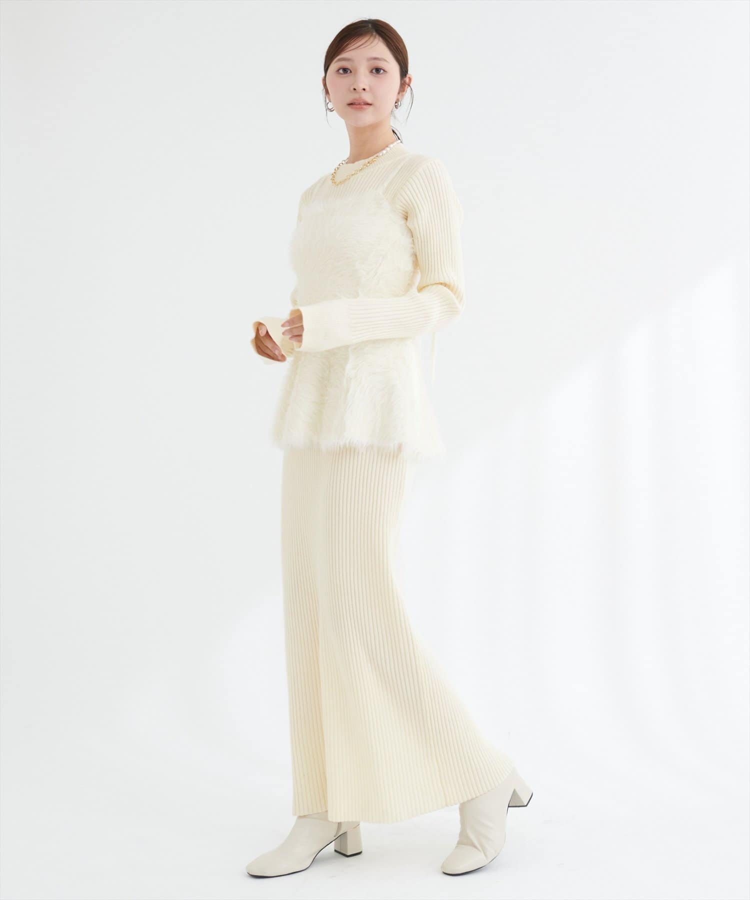 natural couture(ナチュラルクチュール) バックリボンペプラムビスチェ＋ニットワンピース