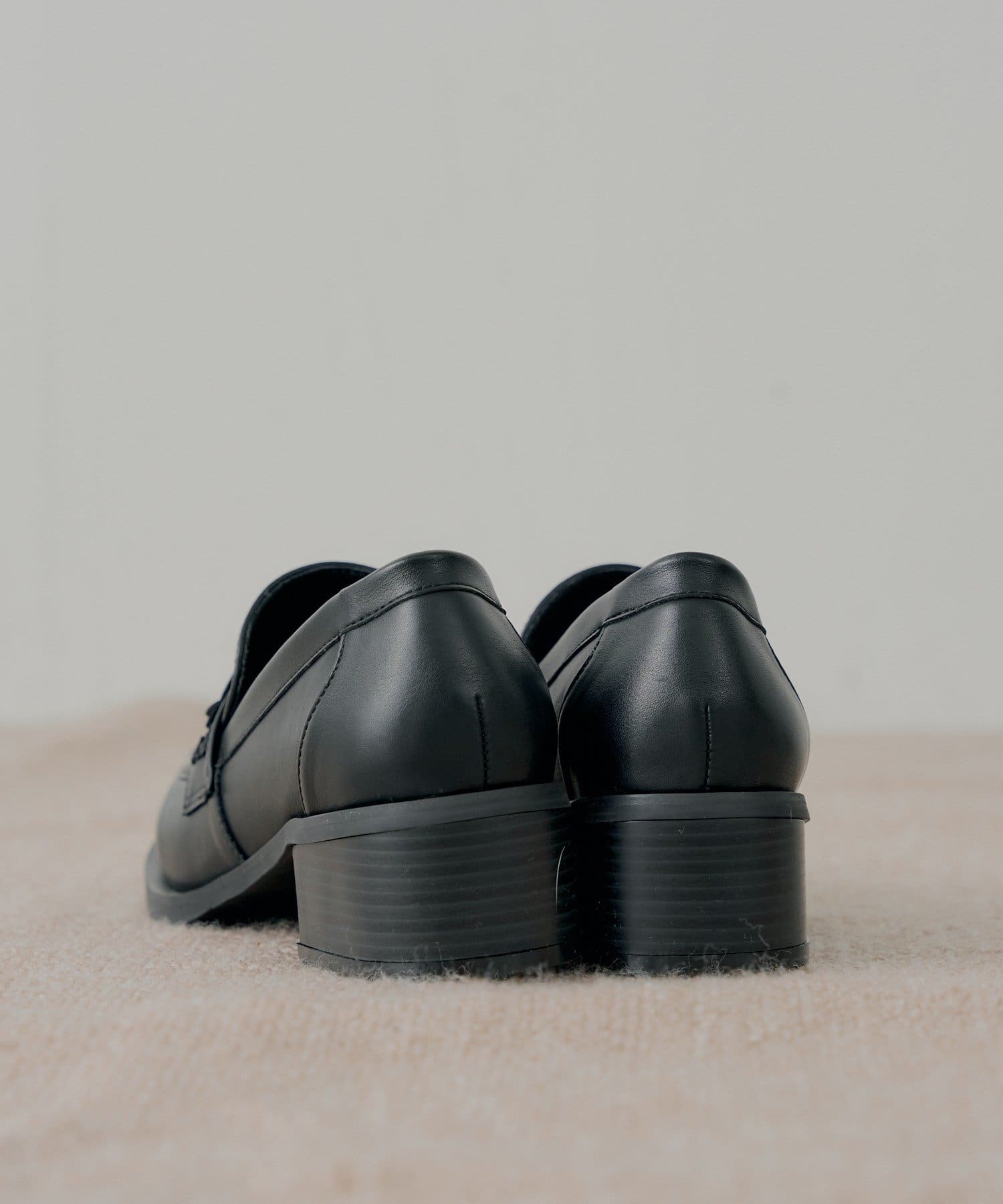 Chico(チコ) 【12/19(金)18時販売】フラワーデザインヒールローファー