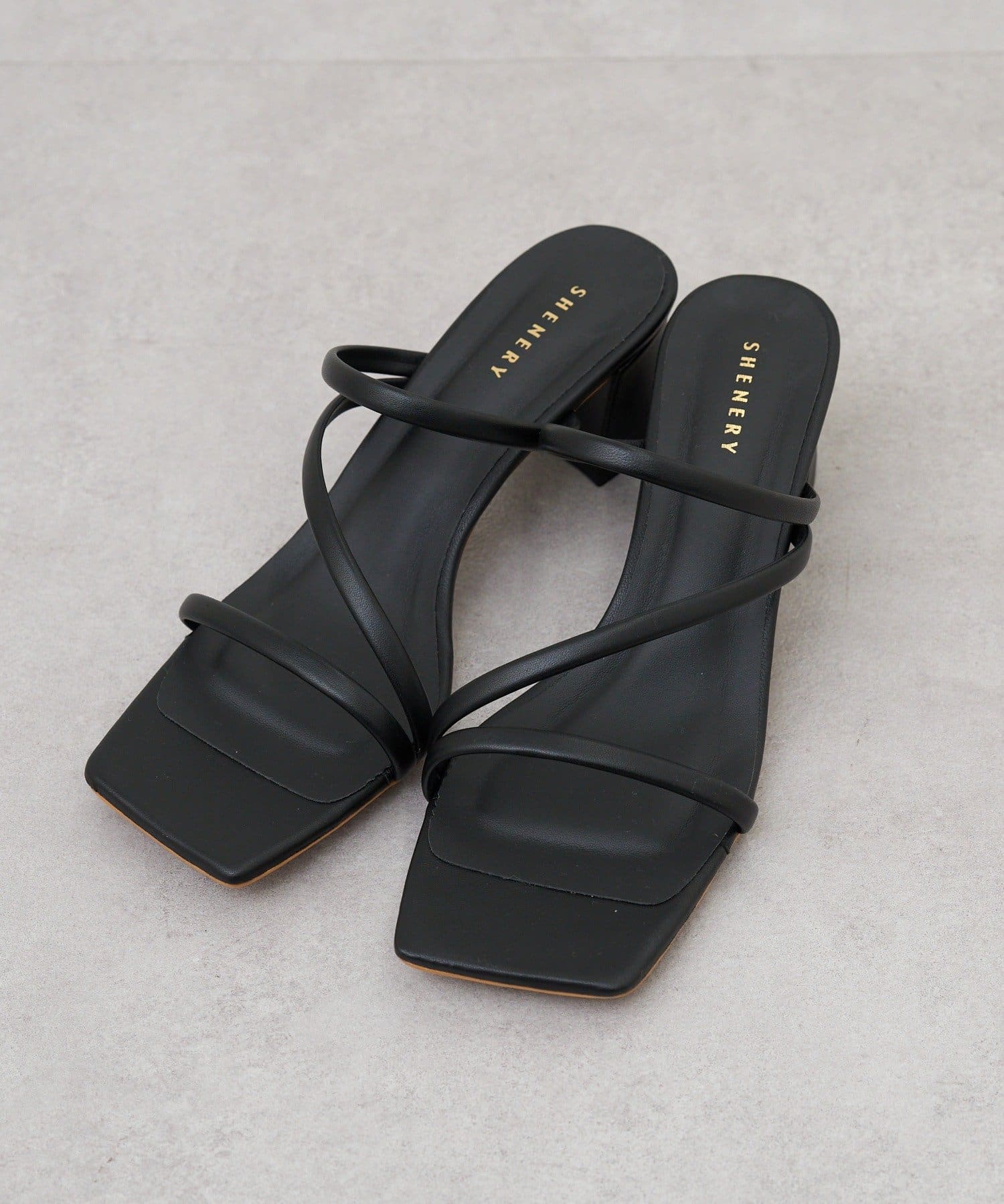 SHENERY(シーナリー) ストラップヒールサンダル