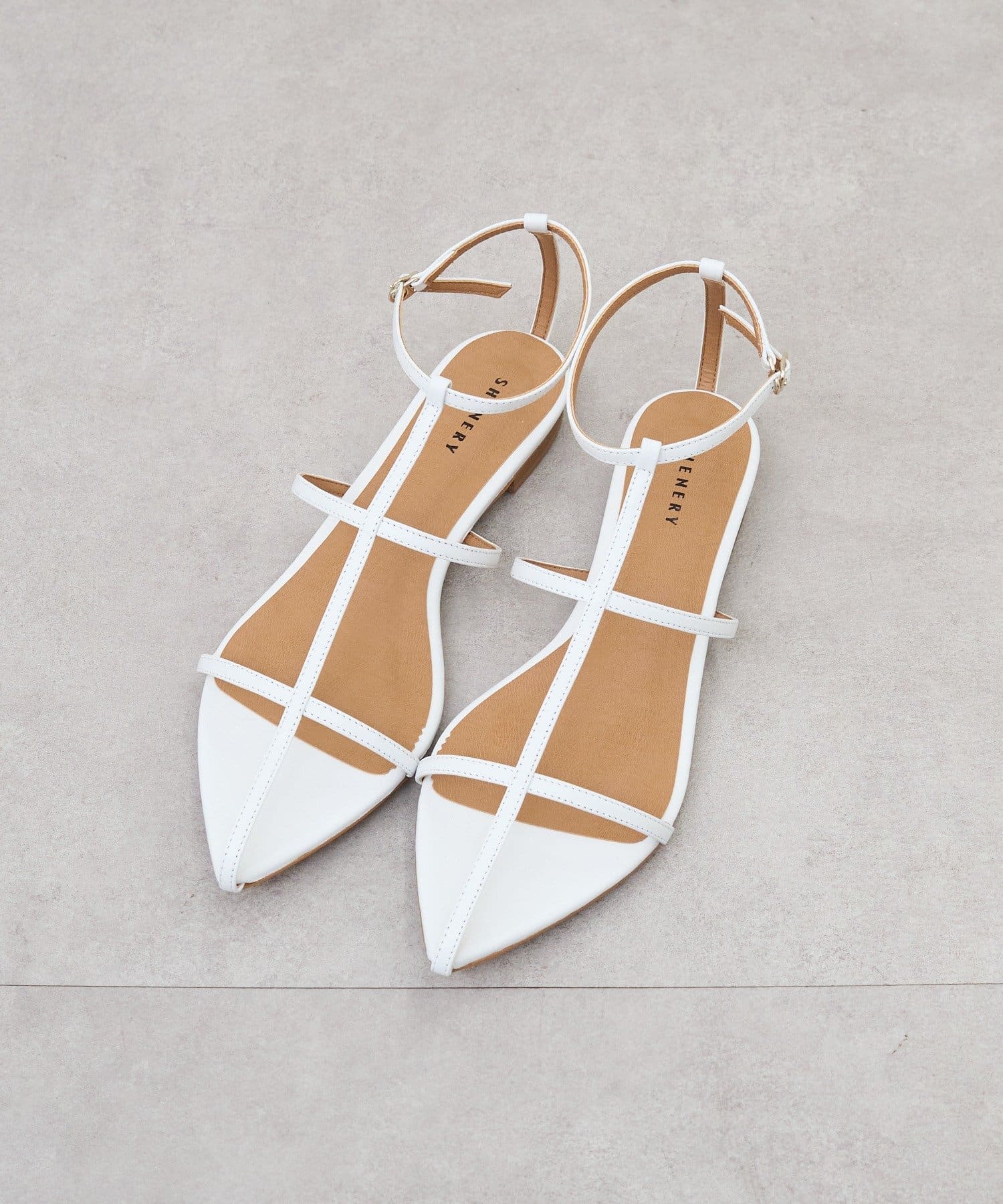 SHENERY(シーナリー) ポインテッドサンダル