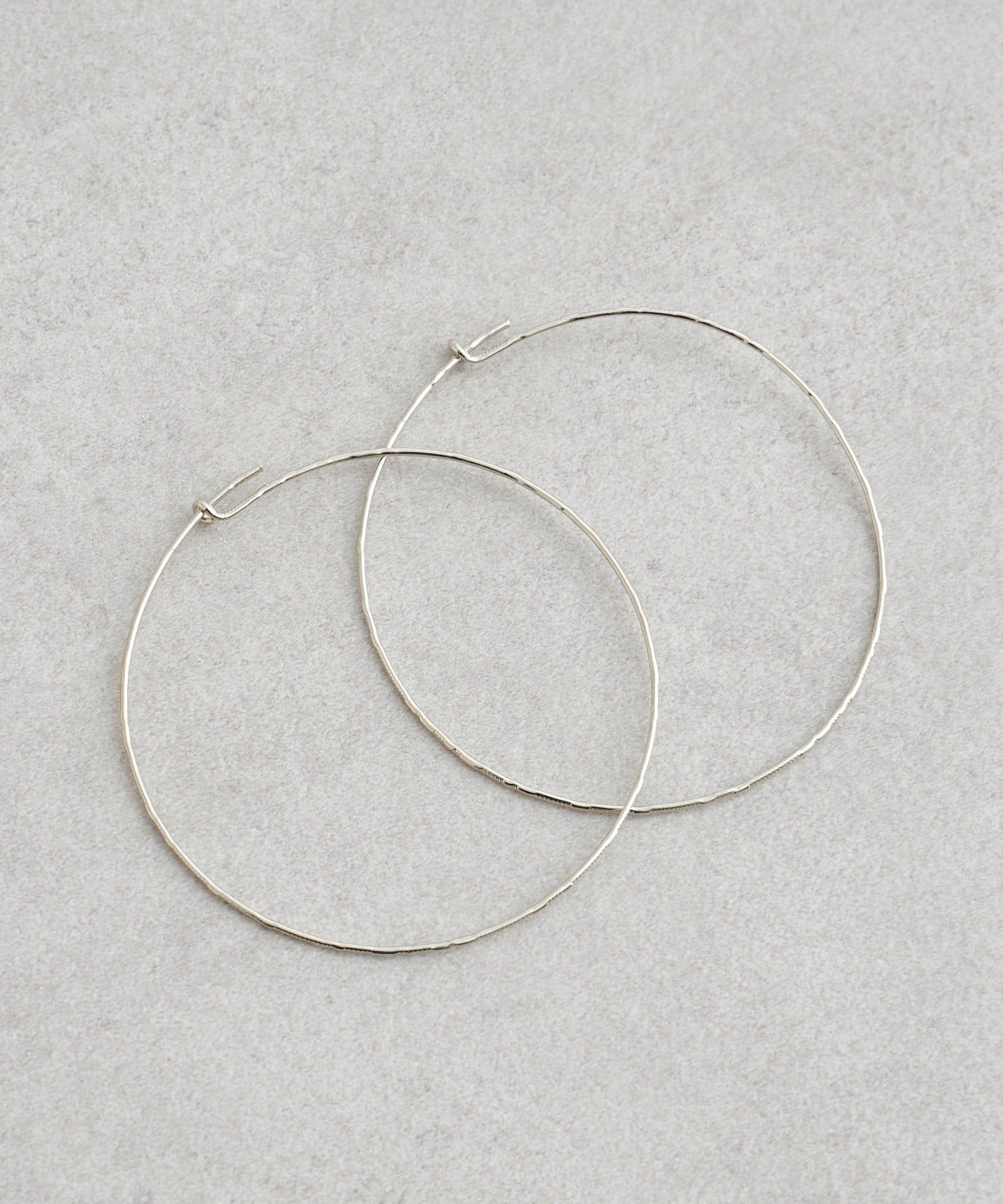 SHENERY(シーナリー) ニュアンスフープピアス