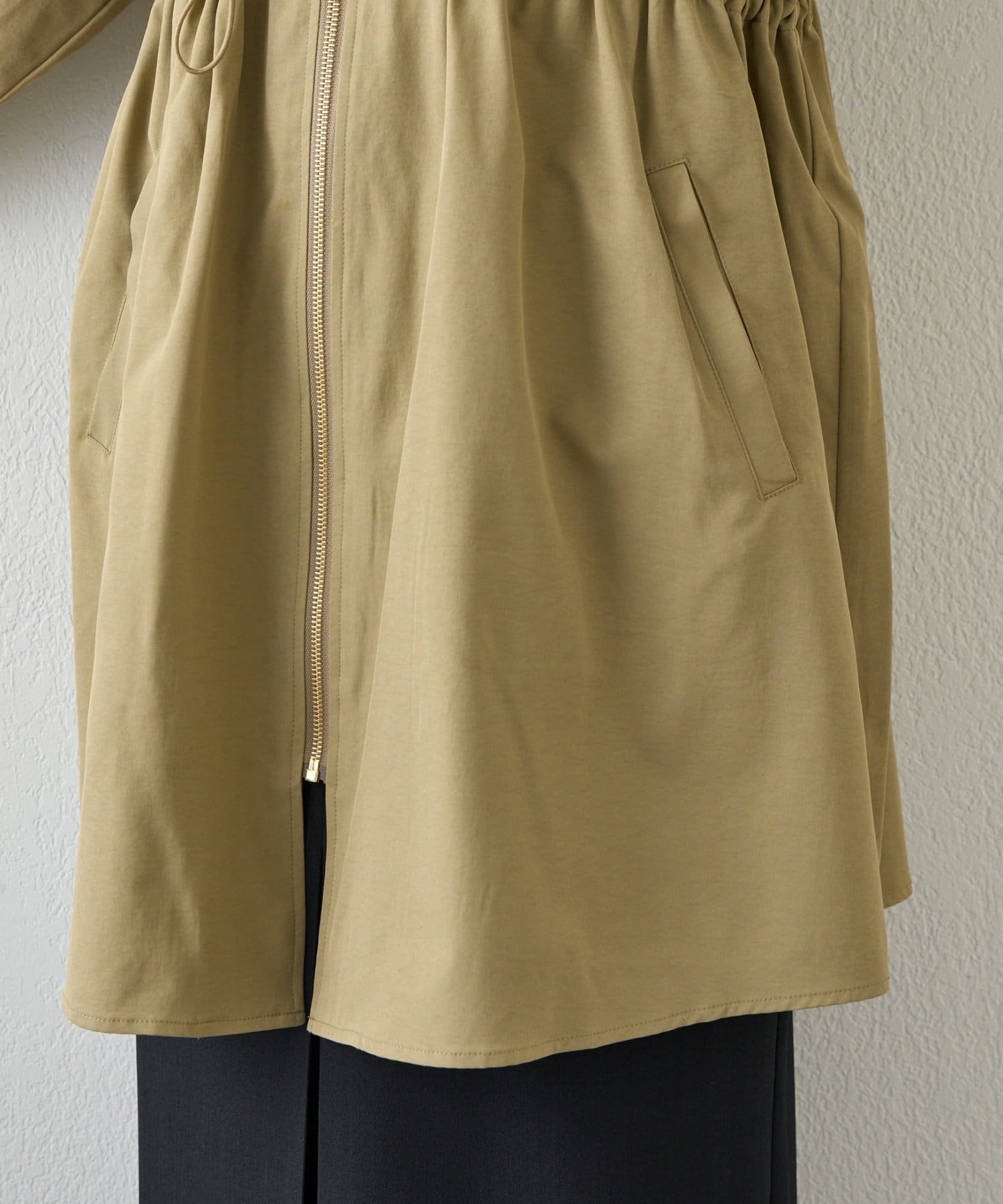 Jena　espace merveilleux(ジェナ　エスパスメルヴェイユ) バルーンスリーブコート