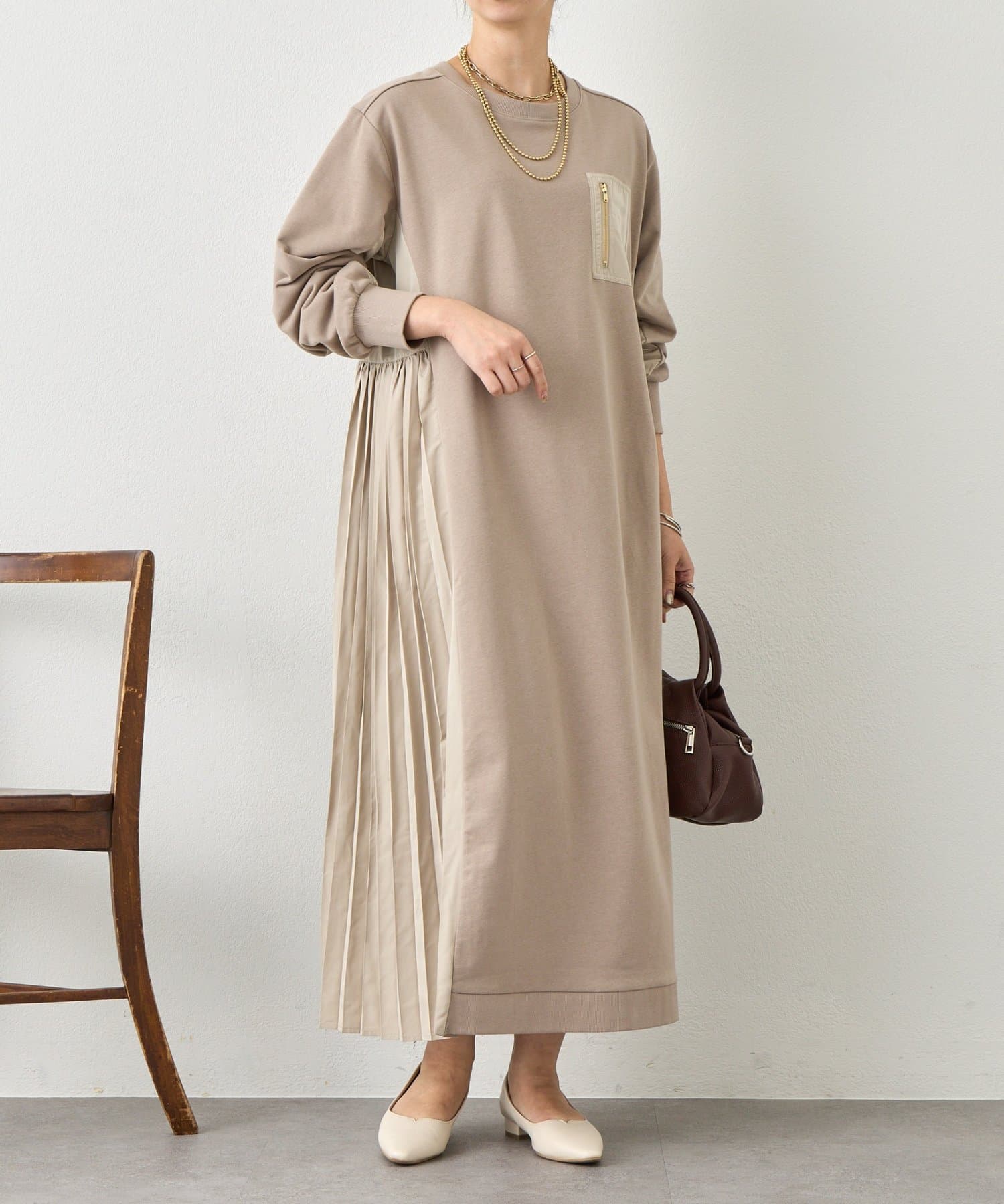 Jena　espace merveilleux(ジェナ　エスパスメルヴェイユ) サイドプリーツ裏毛ワンピース