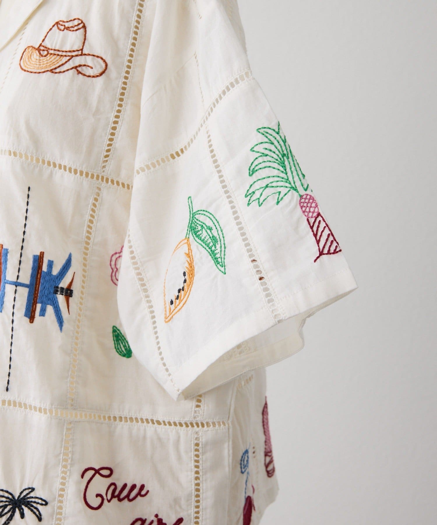 ear PAPILLONNER(イア パピヨネ) 《綿100％》方眼刺しゅうシャツ【SUM1 STYLE(スミスタイル)】