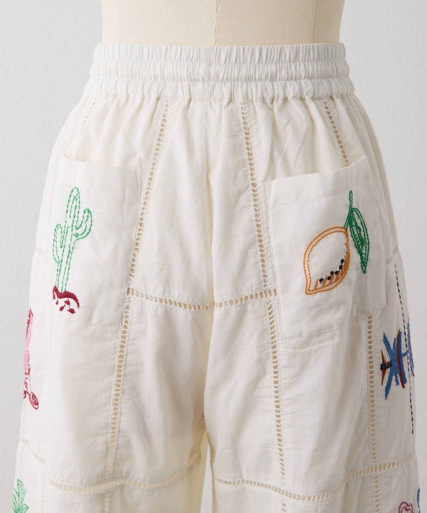 ear PAPILLONNER(イア パピヨネ) 《ウエスト総ゴム/綿100％》方眼刺しゅうパンツ【SUM1 STYLE(スミスタイル)】