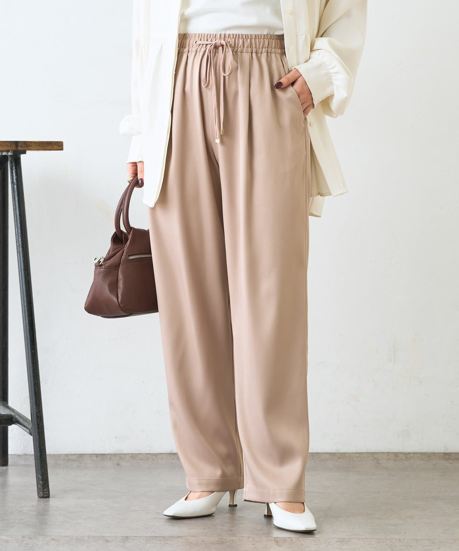 Jena　espace merveilleux(ジェナ　エスパスメルヴェイユ) イージーテーパードパンツ