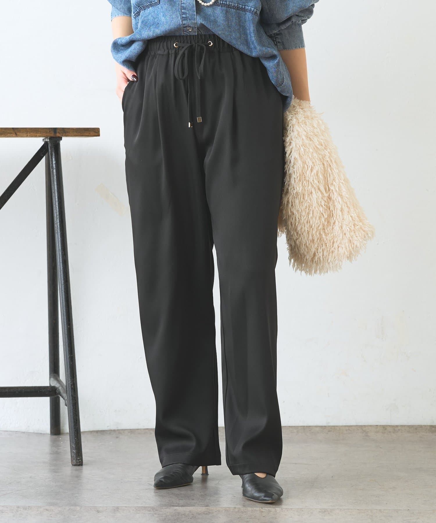 Jena　espace merveilleux(ジェナ　エスパスメルヴェイユ) イージーテーパードパンツ