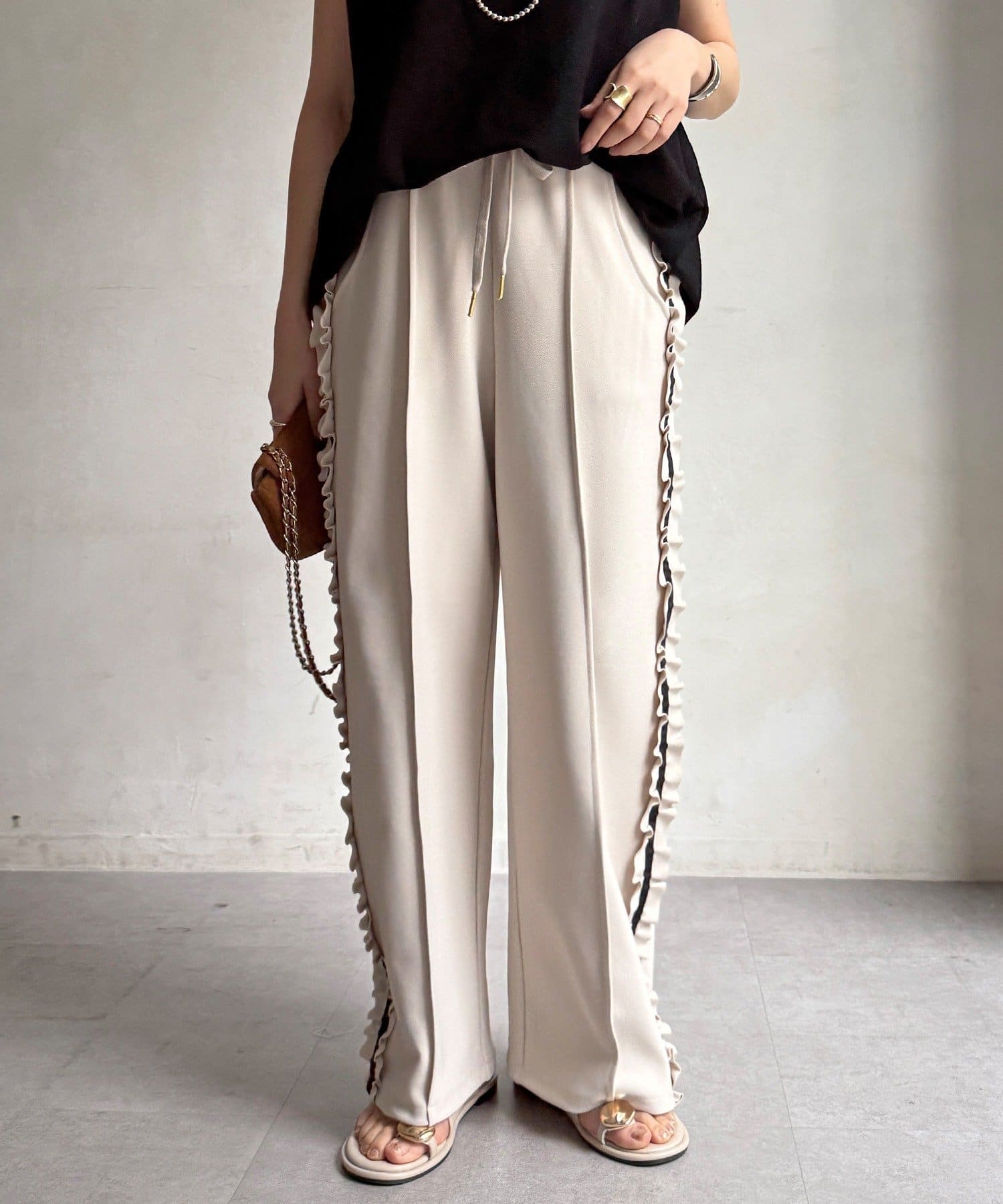 DOUDOU(ドゥドゥ) 【新色追加/WEB限定】カットジョーゼットサイドフリルラインパンツ