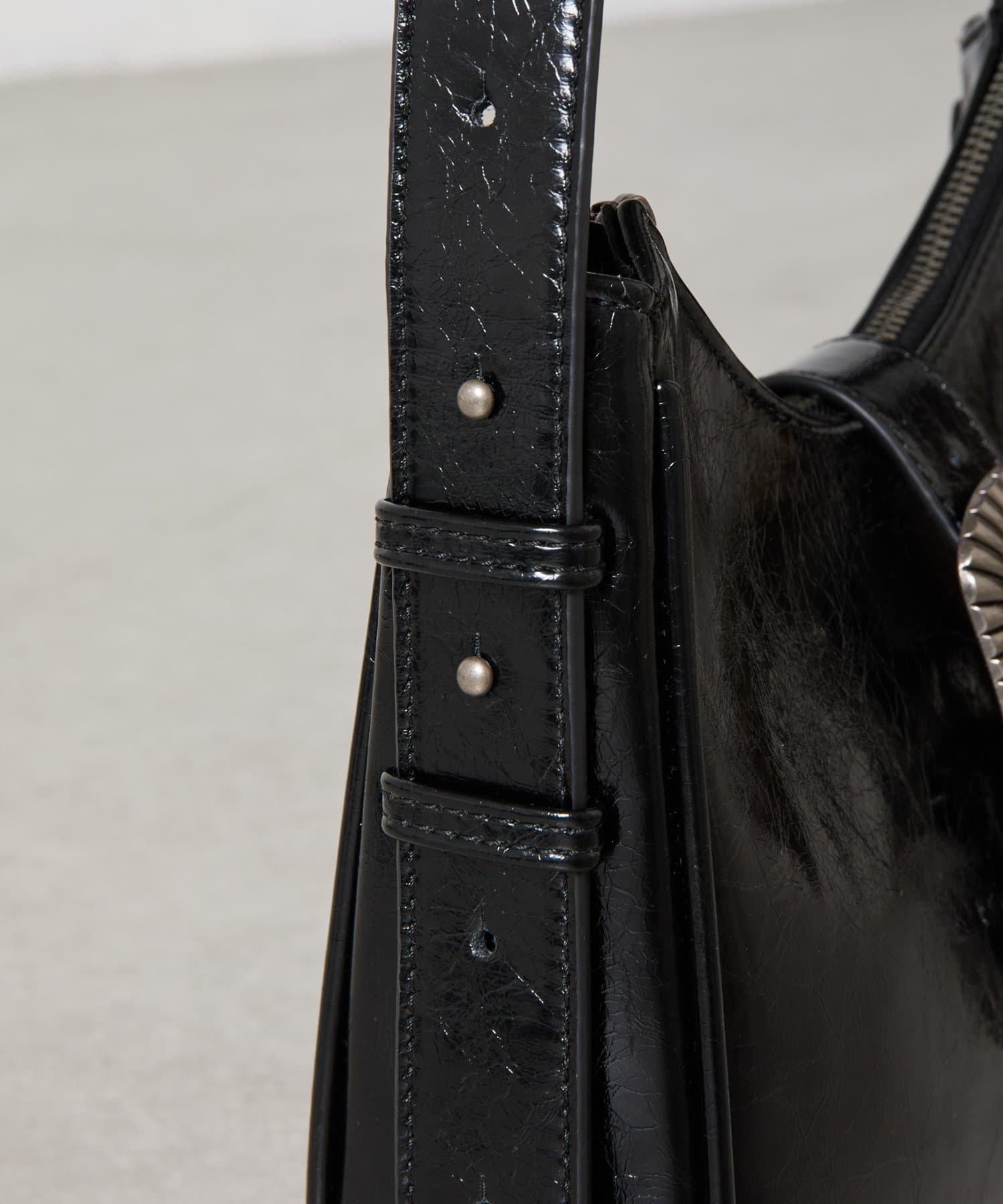 COLONY 2139(コロニー トゥーワンスリーナイン) ウエスタンバックルベルトフェイクレザーバッグ