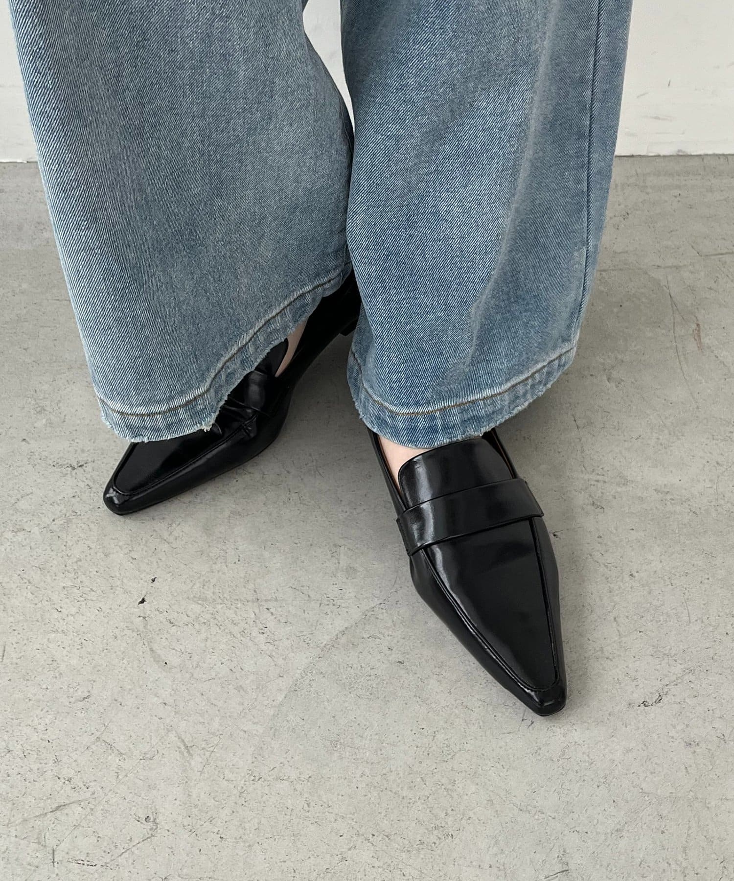 CAPRICIEUX LE'MAGE(カプリシュレマージュ) 【再入荷】ポインテッドローファー