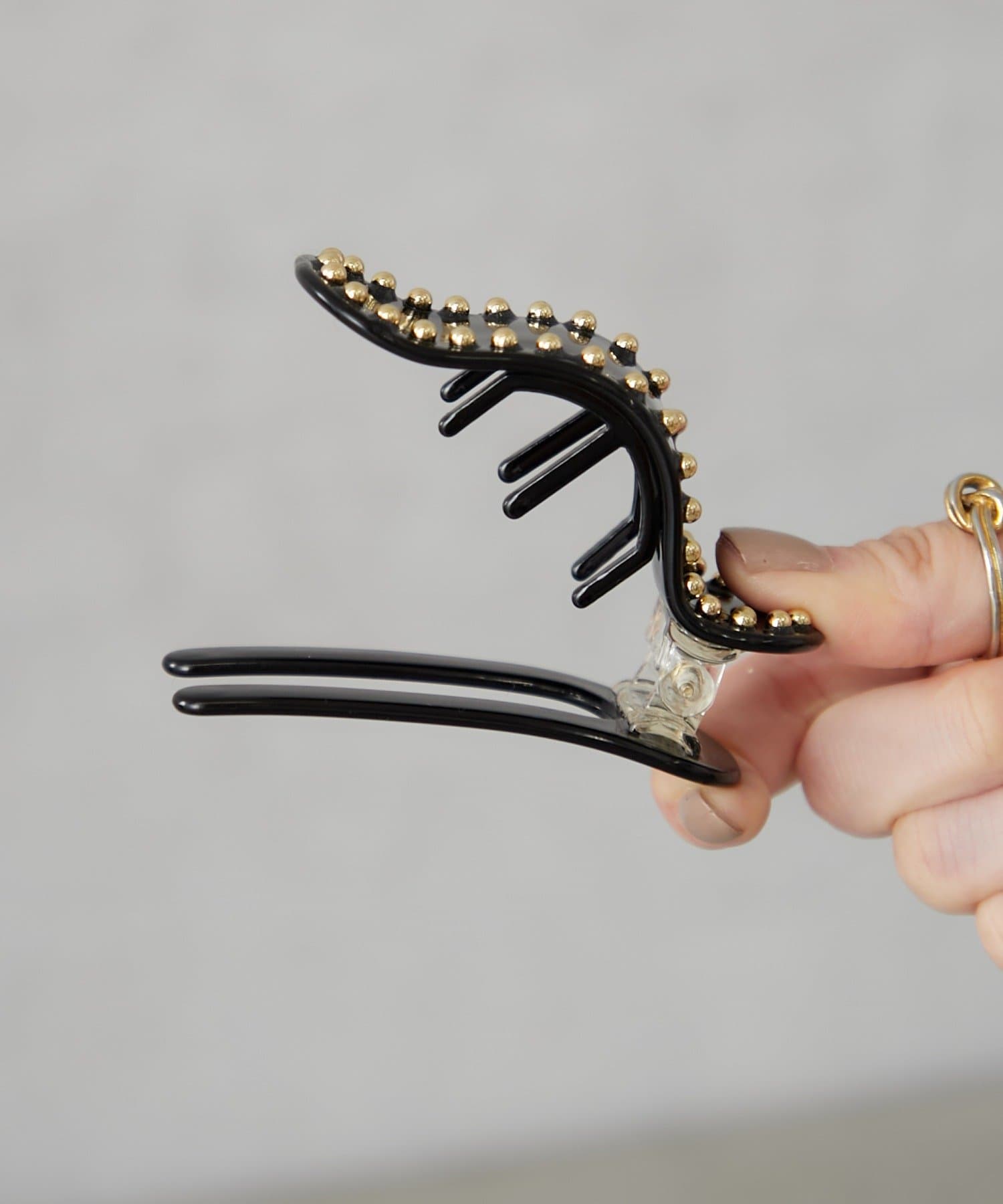 BIRTHDAY BAR(バースデイバー) スタッズ付き横バンス