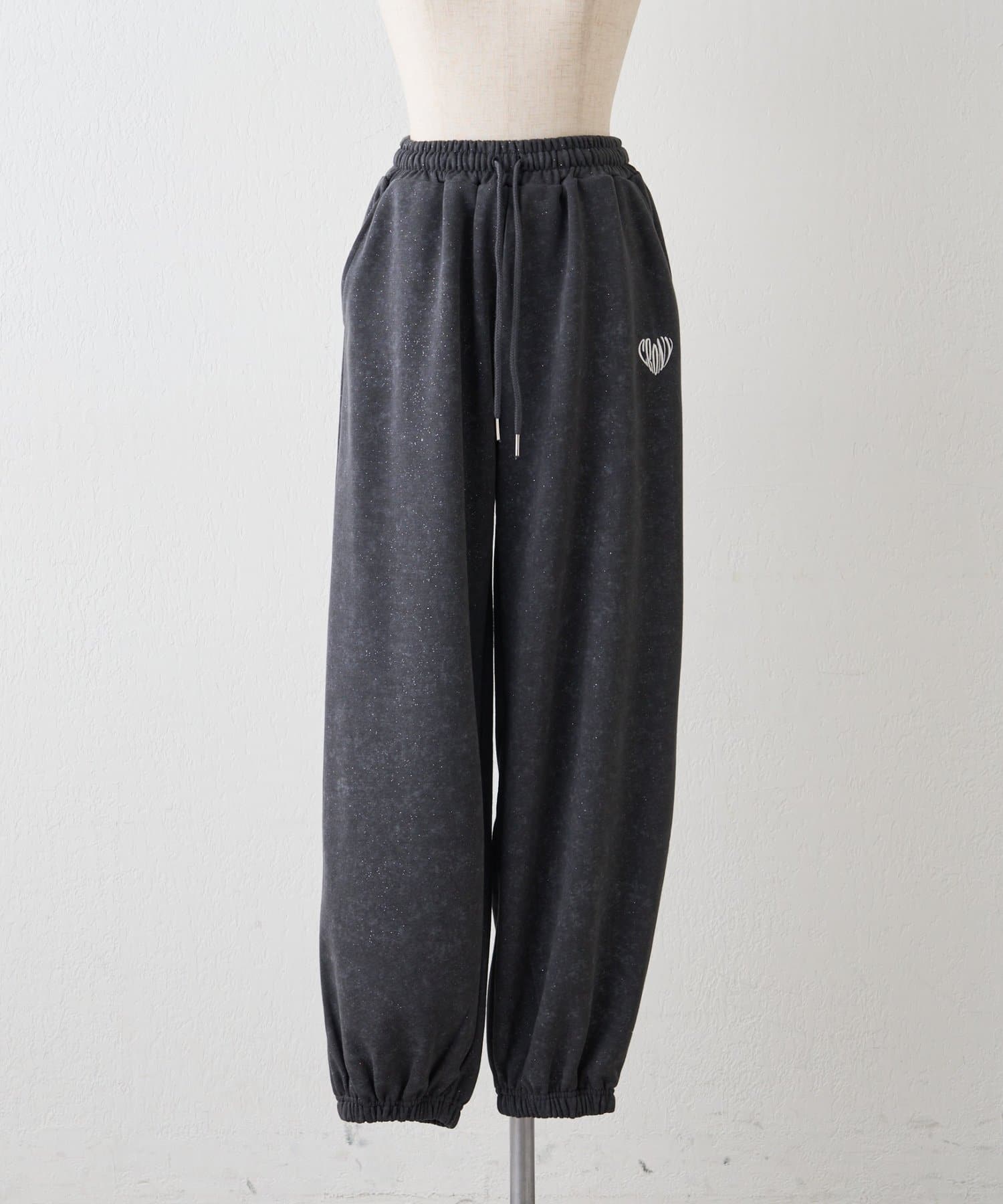 NICE CLAUP / OLIVE des OLIVE OUTLET(ナイスクラップ  / オリーブ デ オリーブ アウトレット) セットアップで着れるパーカーもあります【RMAF】ピグメント風スウェットパンツ