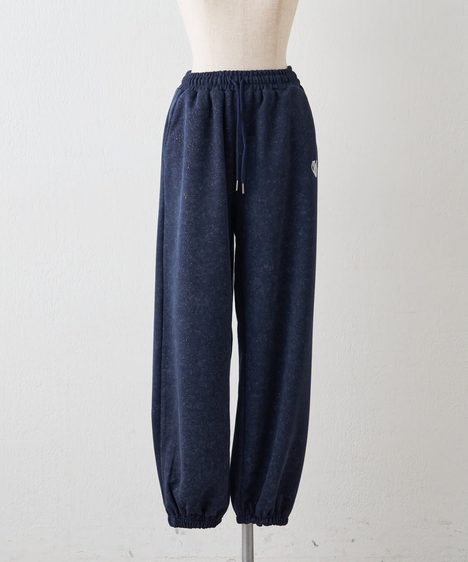 NICE CLAUP / OLIVE des OLIVE OUTLET(ナイスクラップ  / オリーブ デ オリーブ アウトレット) セットアップで着れるパーカーもあります【RMAF】ピグメント風スウェットパンツ