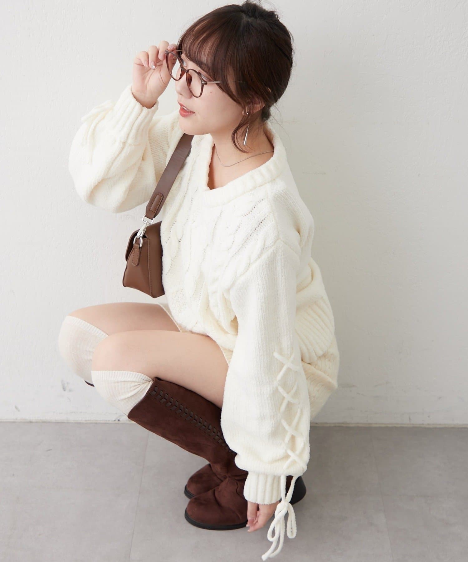 Remind me and forever(リマインドミーアンドフォーエバー) レースアップモールケーブルニット