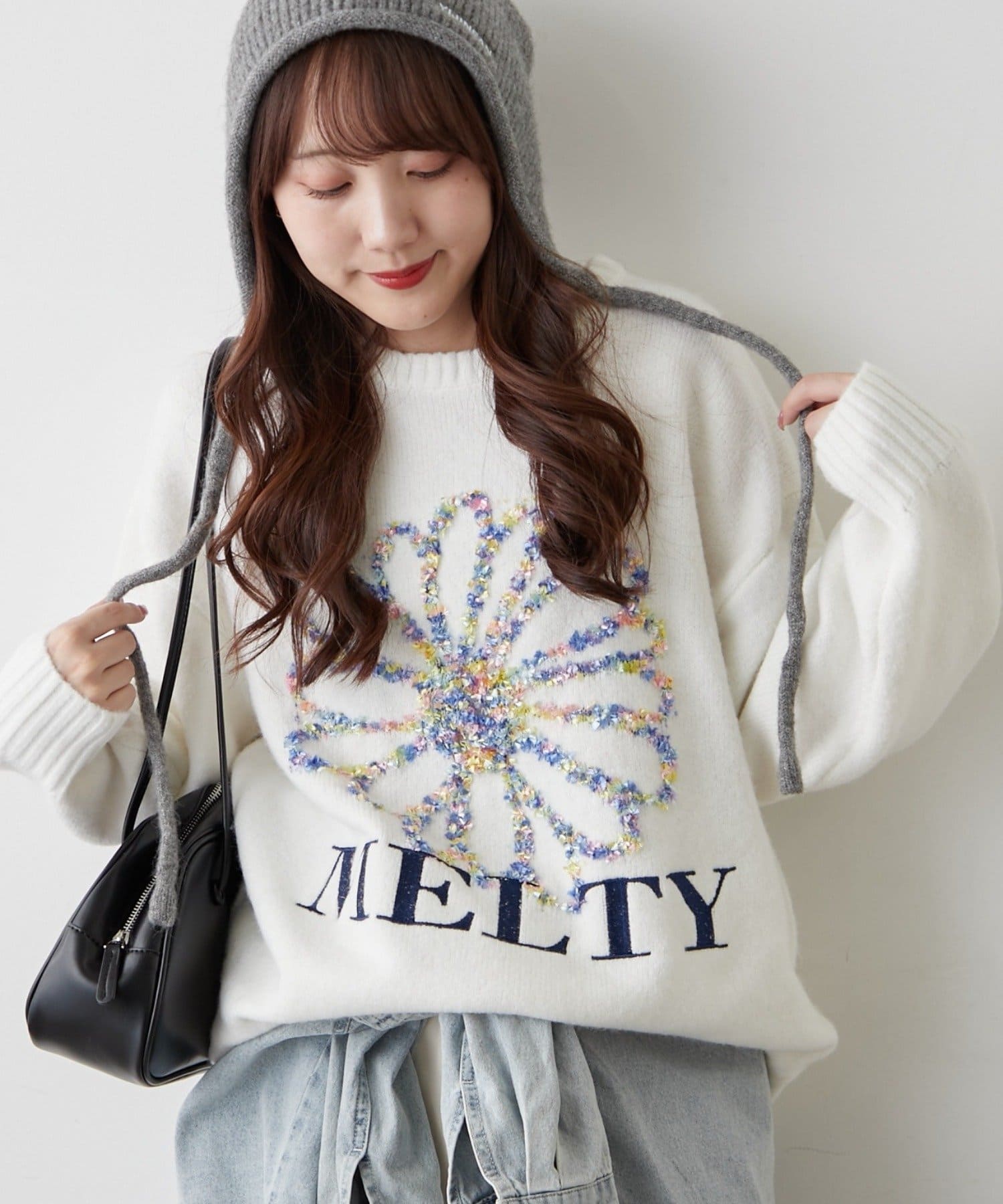 Remind me and forever(リマインドミーアンドフォーエバー) ブラシヤーンお花ジャガードニット