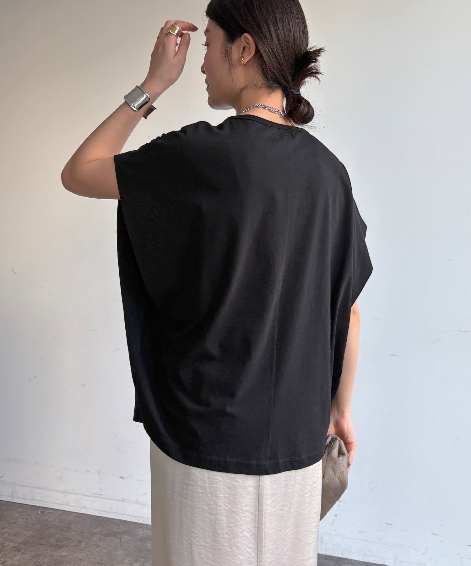 DOUDOU(ドゥドゥ) 【WEB限定】袖タックフレンチスリーブロゴTEE