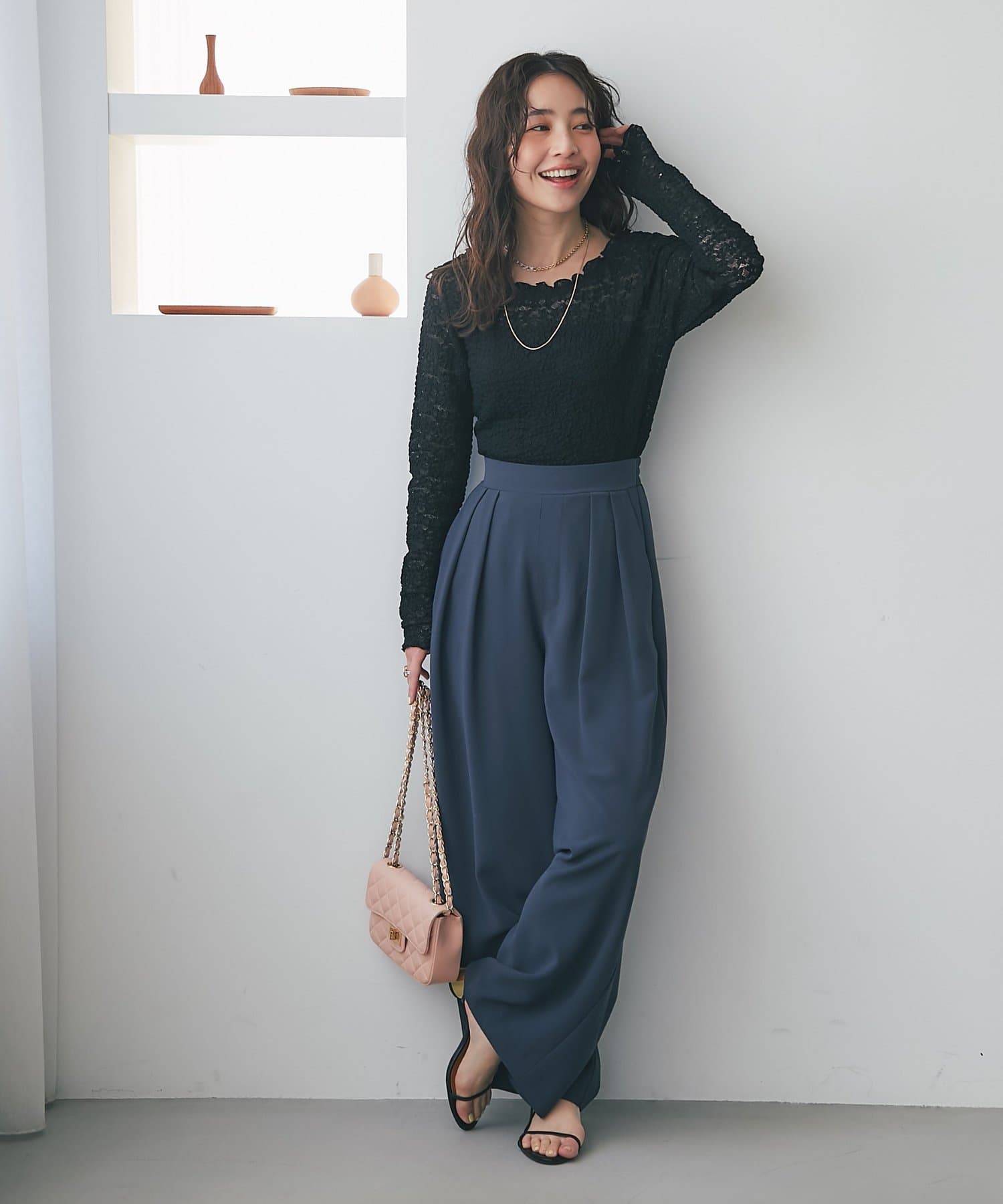 La boutique BonBon(ラブティックボンボン) レースストレッチ前後２WAYプルオーバー